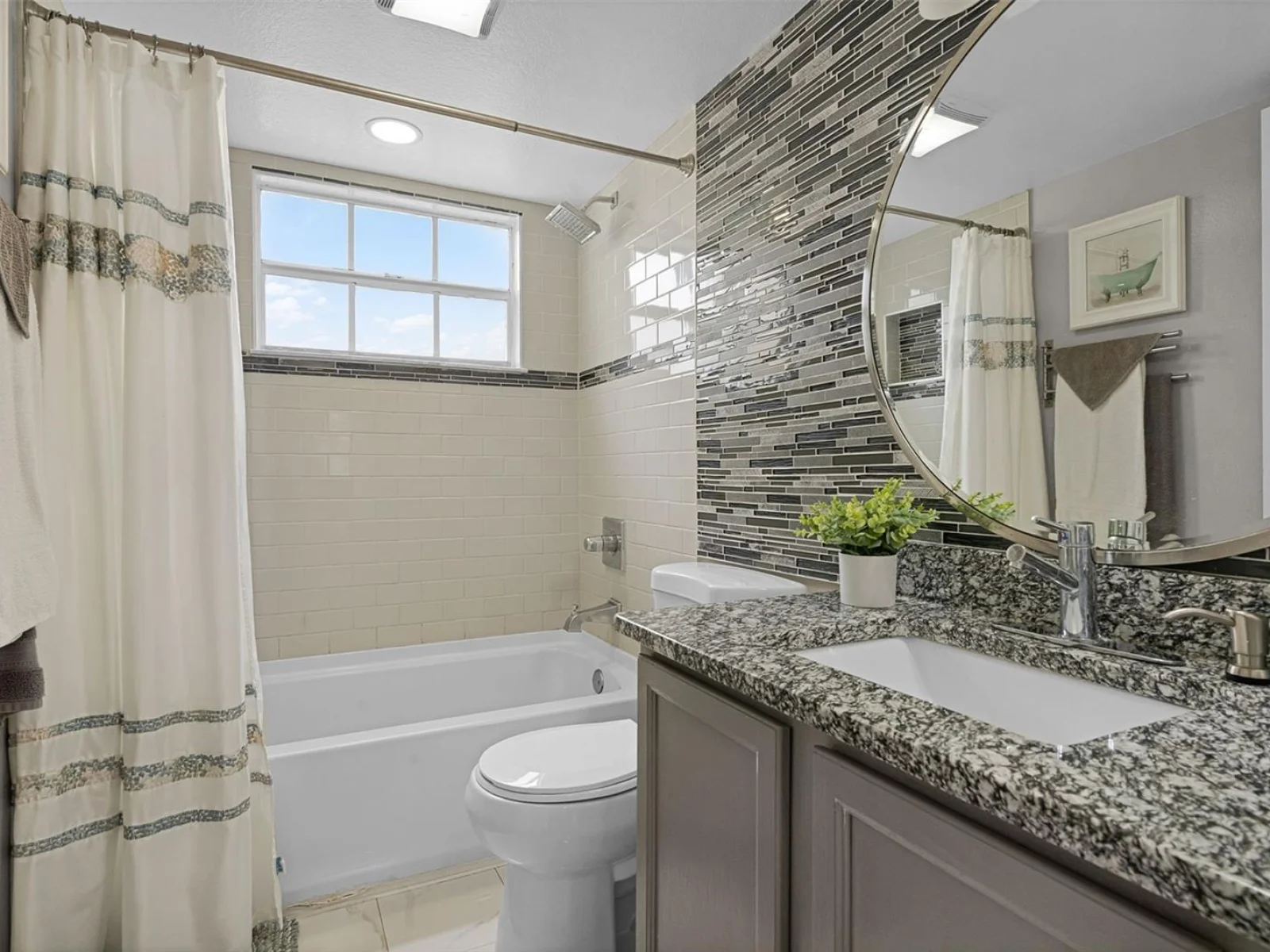 5004 LAGUNA BAY CIR #47, KISSIMMEE, FL — photo 48