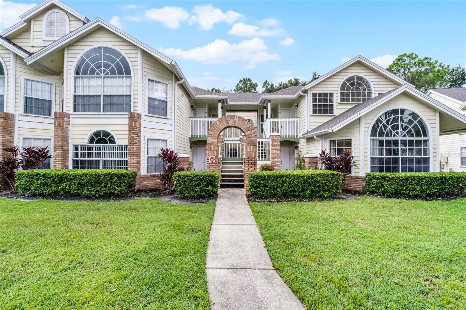 5017 LAGUNA BAY CIR #95, KISSIMMEE, FL