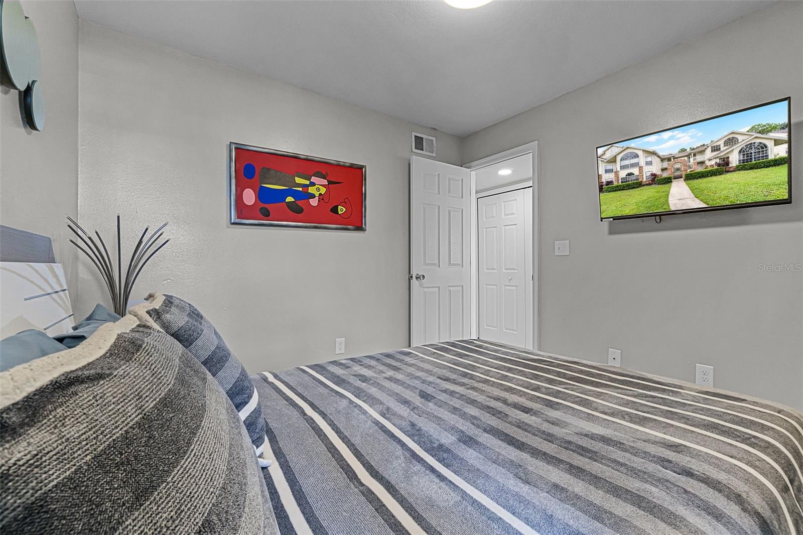 5017 LAGUNA BAY CIR #95, KISSIMMEE, FL — photo 31