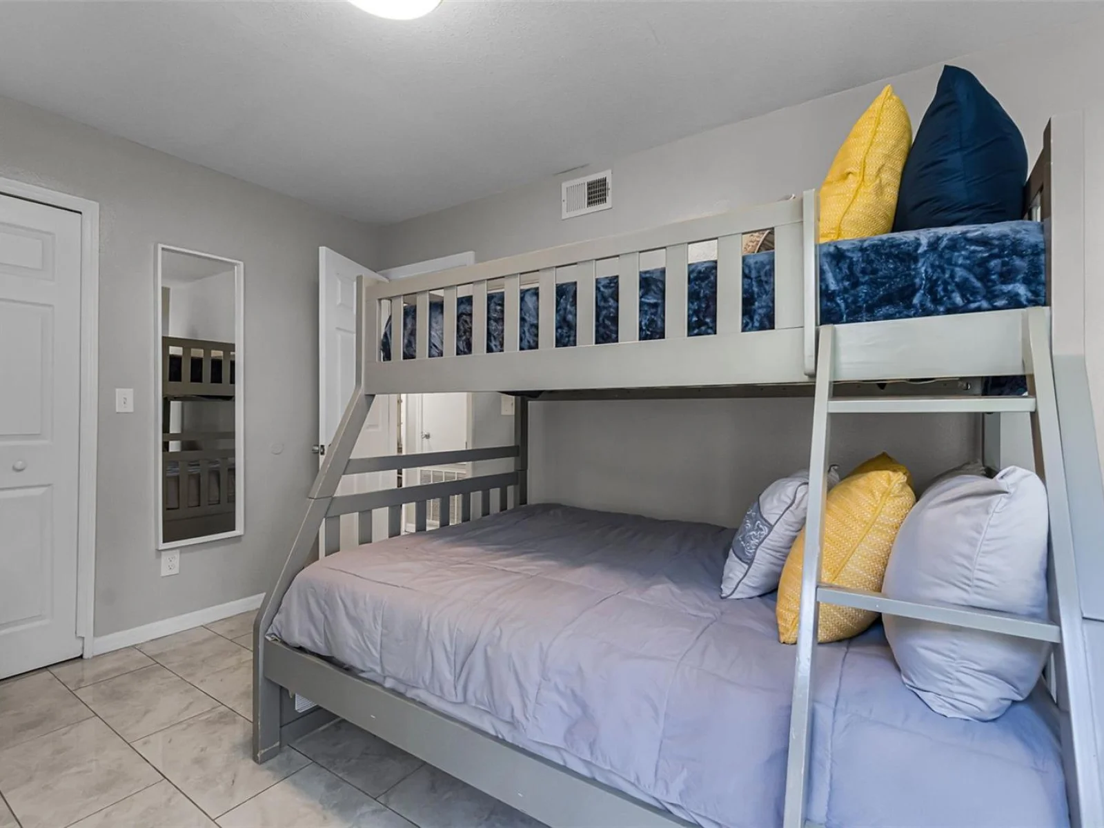 5017 LAGUNA BAY CIR #95, KISSIMMEE, FL — photo 38