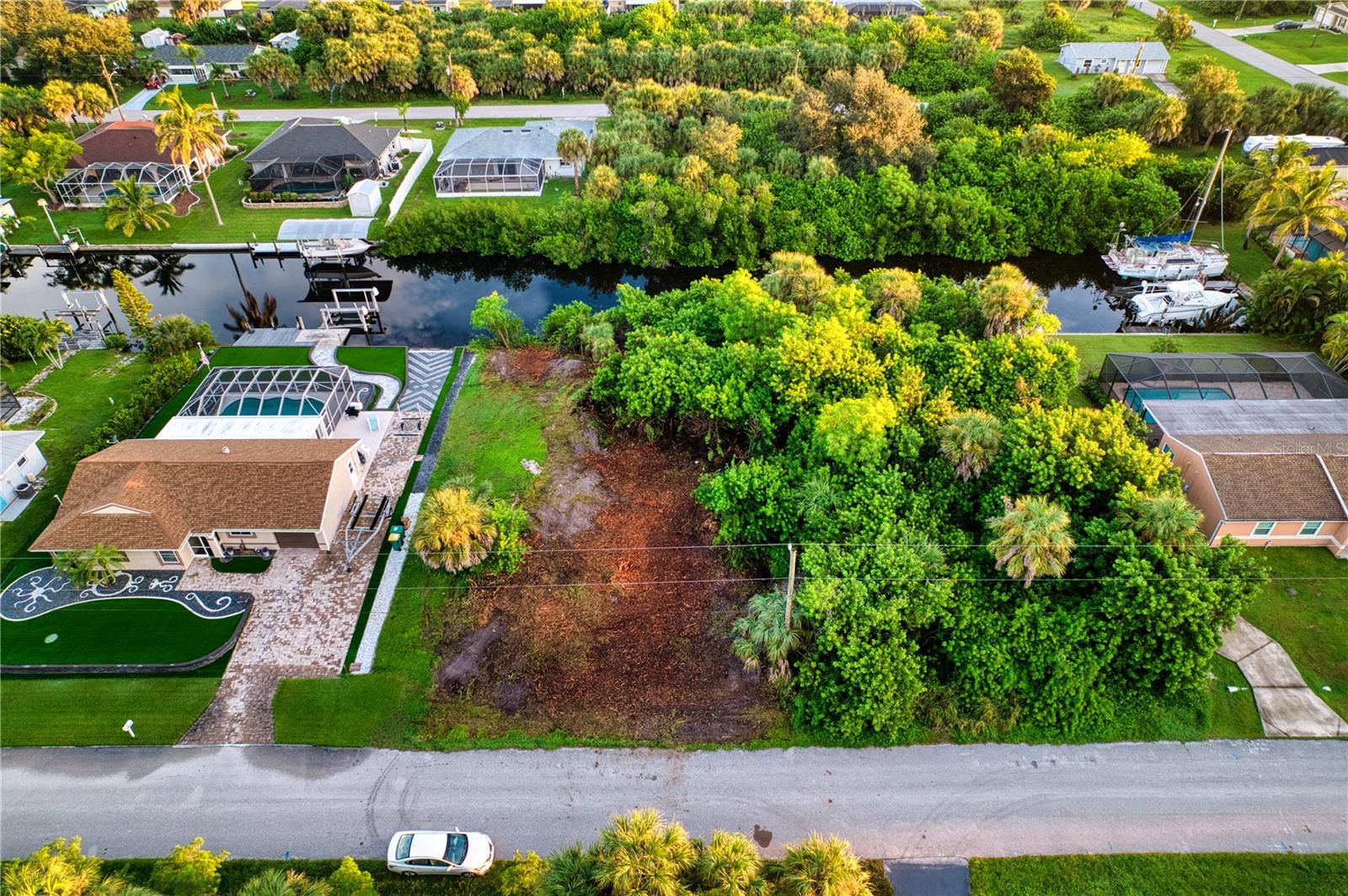 18522 AYRSHIRE CIR, PORT CHARLOTTE, FL