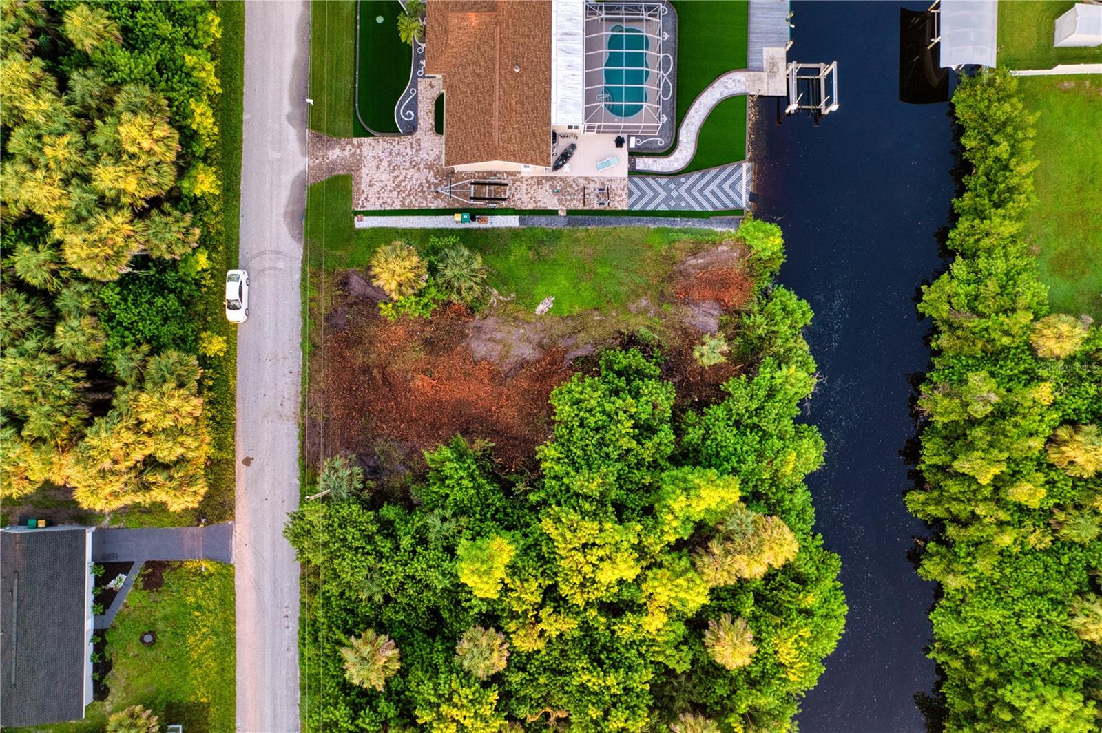 18522 AYRSHIRE CIR, PORT CHARLOTTE, FL — photo 2