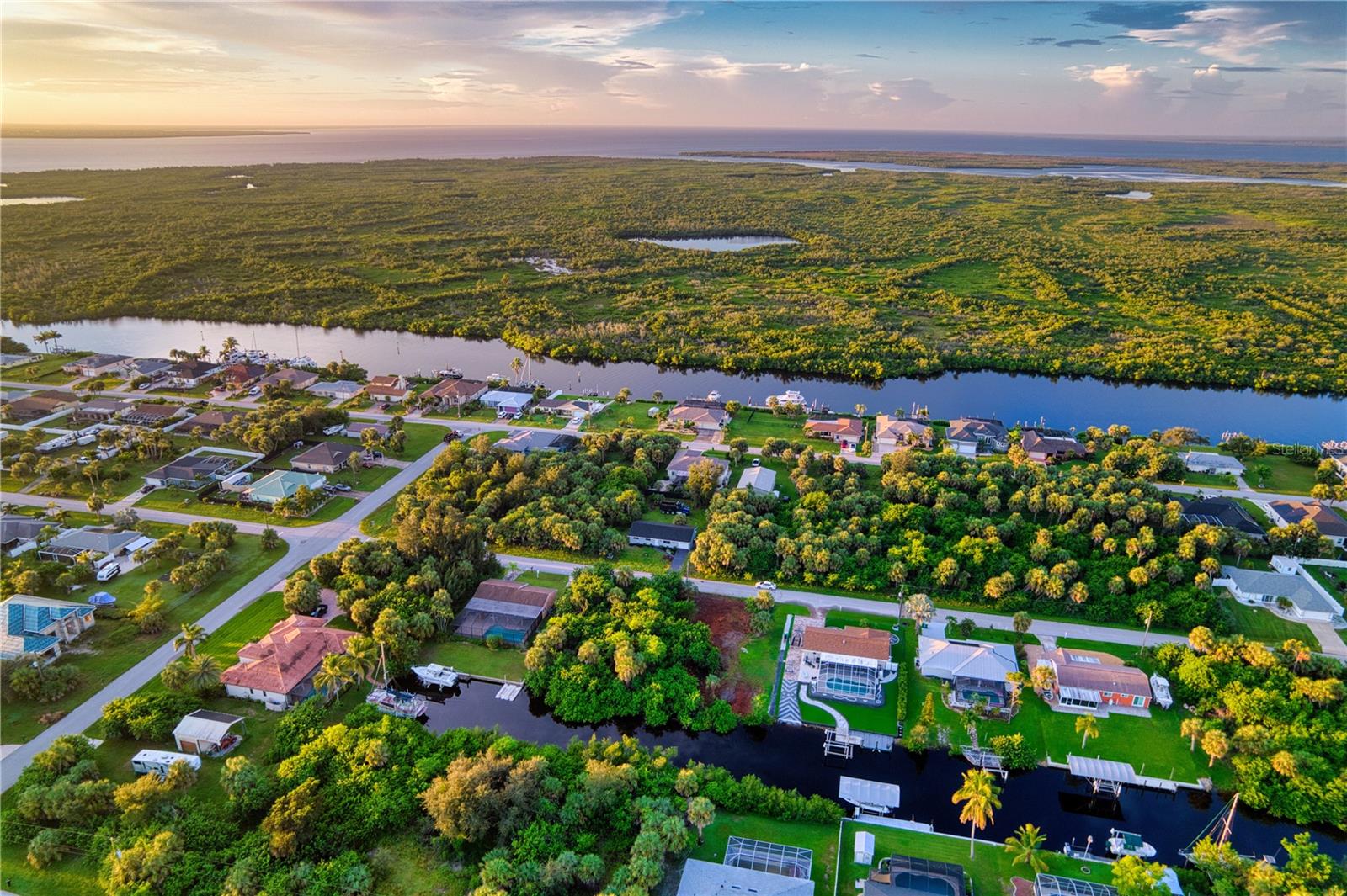 18522 AYRSHIRE CIR, PORT CHARLOTTE, FL — photo 10