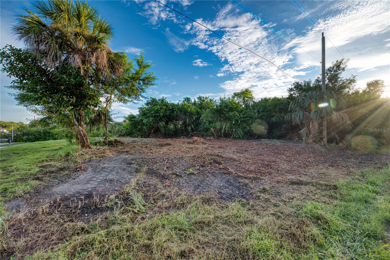 18522 AYRSHIRE CIR, PORT CHARLOTTE, FL — photo 13
