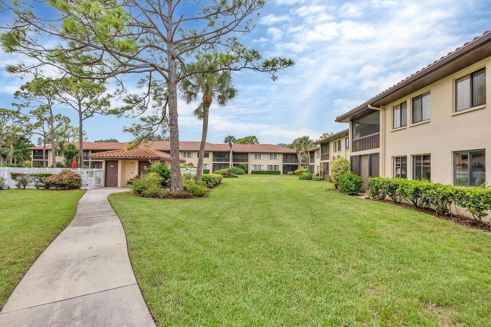 5216 LAKE VILLAGE DR #71, SARASOTA, FL — photo 40