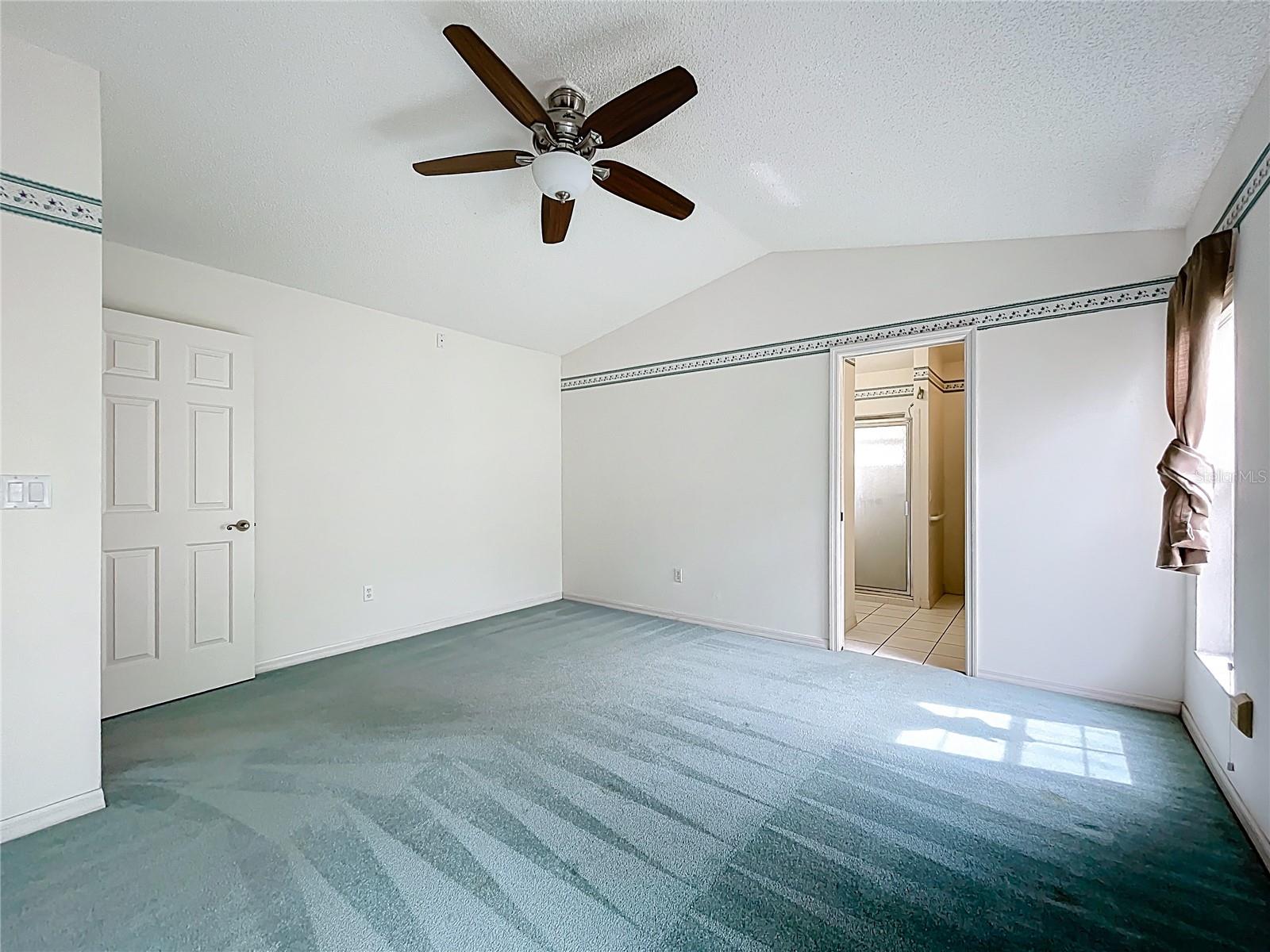 5518 QUEEN VICTORIA DR, LEESBURG, FL — photo 38