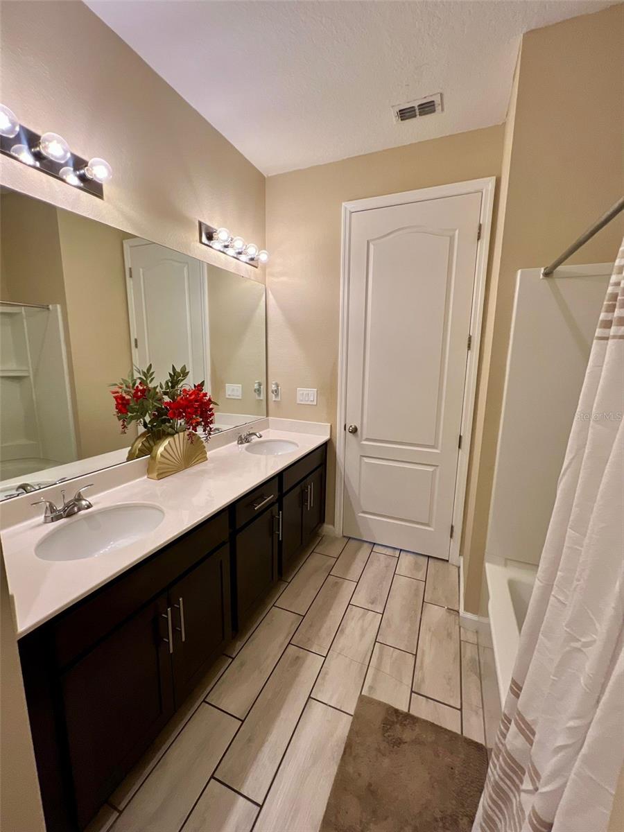 2536 AUTUMN STREAM DR, LEESBURG, FL — photo 50