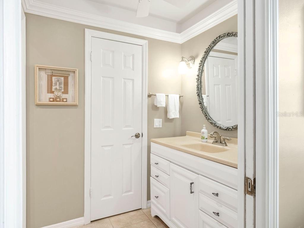 6700 GULF DR #B8, HOLMES BEACH, FL — photo 23