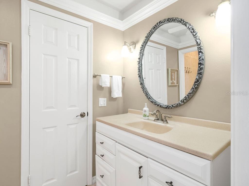 6700 GULF DR #B8, HOLMES BEACH, FL — photo 25