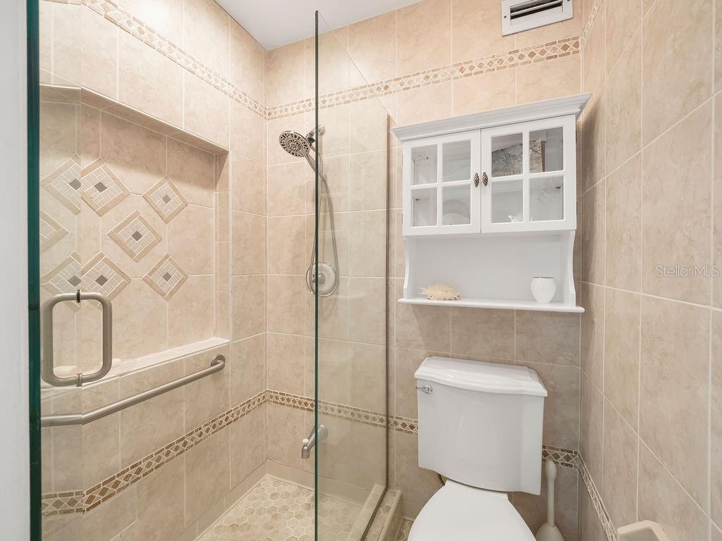6700 GULF DR #B8, HOLMES BEACH, FL — photo 27