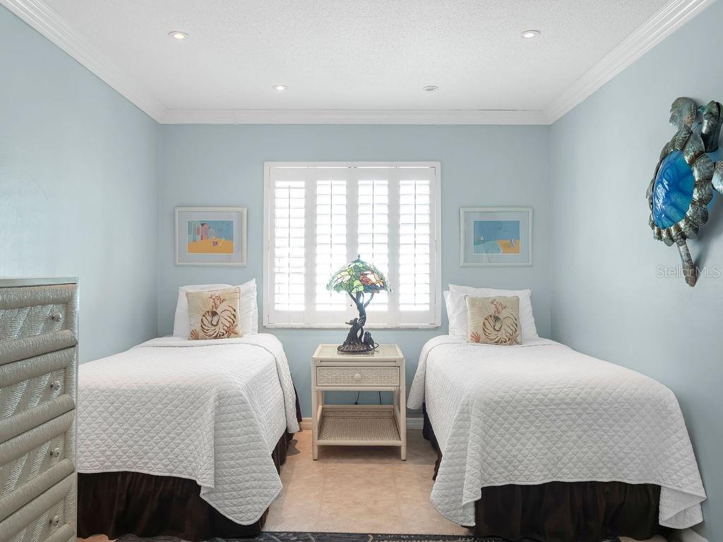 6700 GULF DR #B8, HOLMES BEACH, FL — photo 28