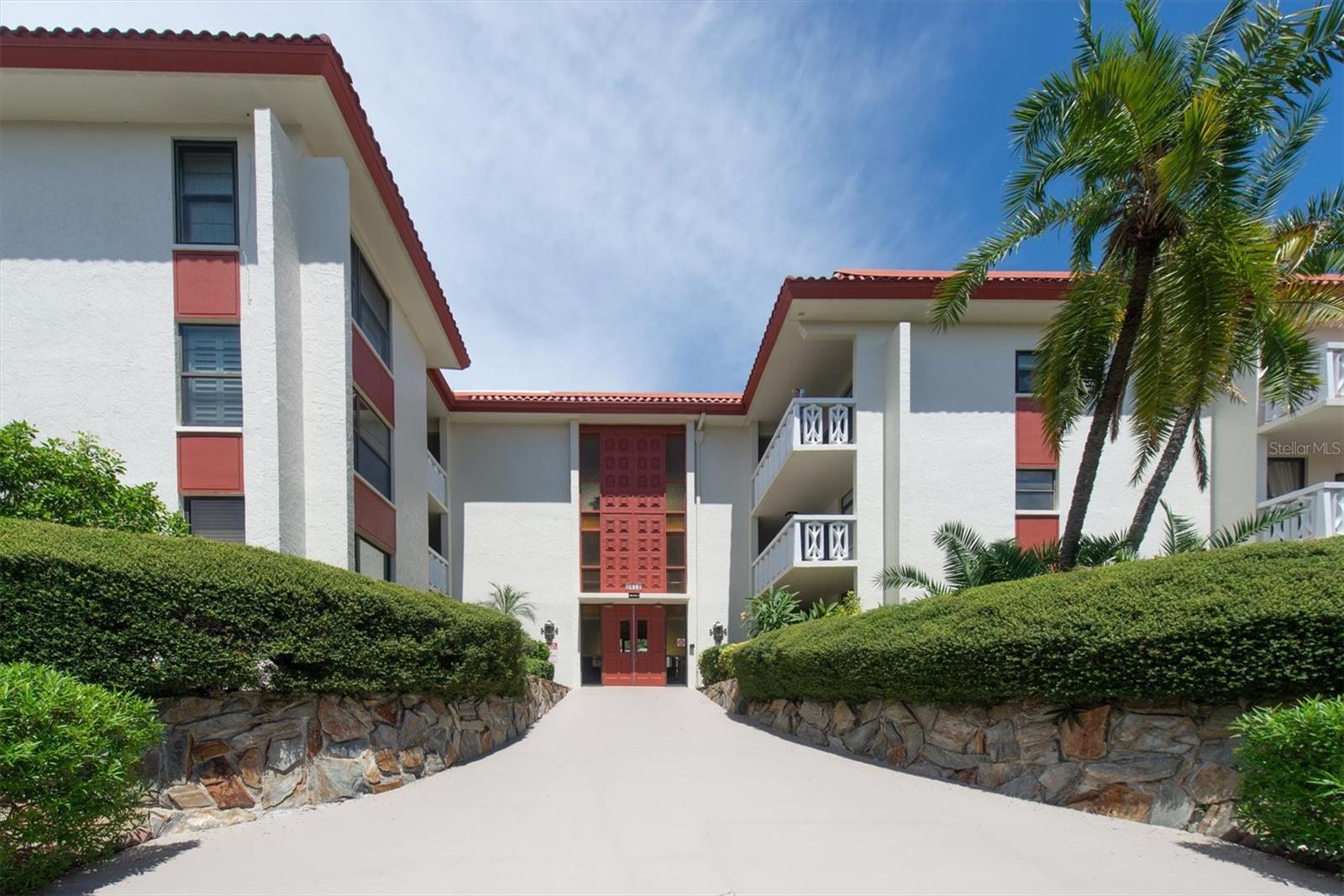 2612 PEARCE DR #310, CLEARWATER, FL
