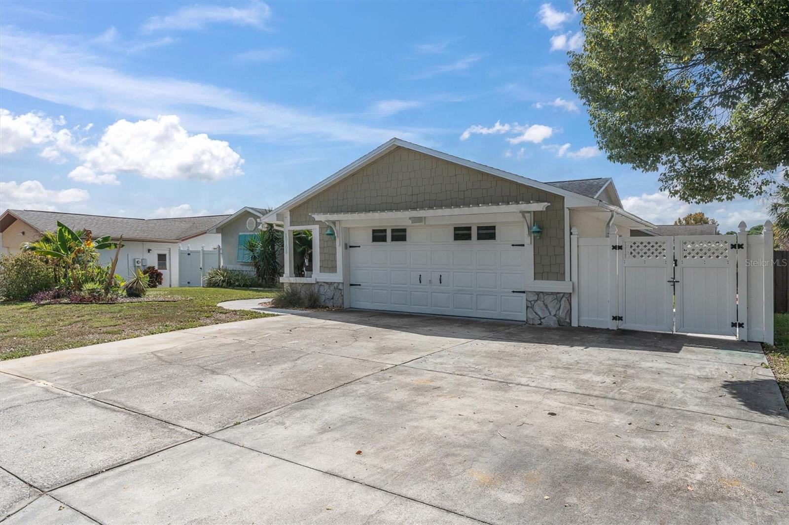 10105 BRIAR CIR, HUDSON, FL — photo 39