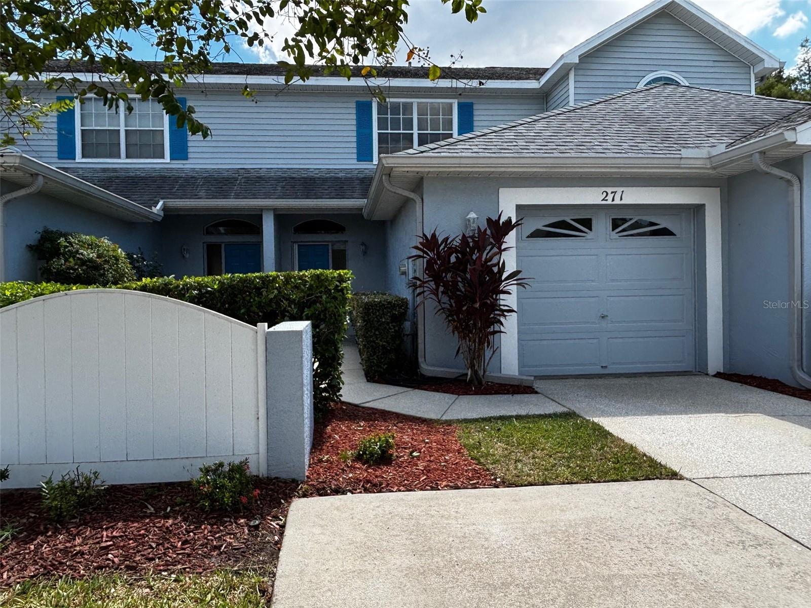 271 HEMINGWAY DR, OLDSMAR, FL — photo 2