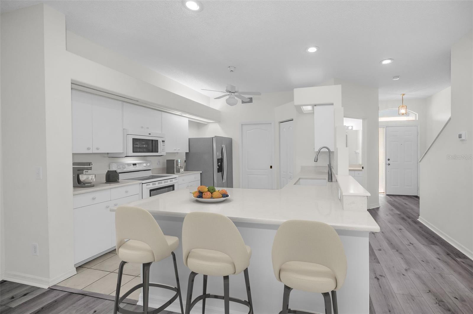 271 HEMINGWAY DR, OLDSMAR, FL — photo 10
