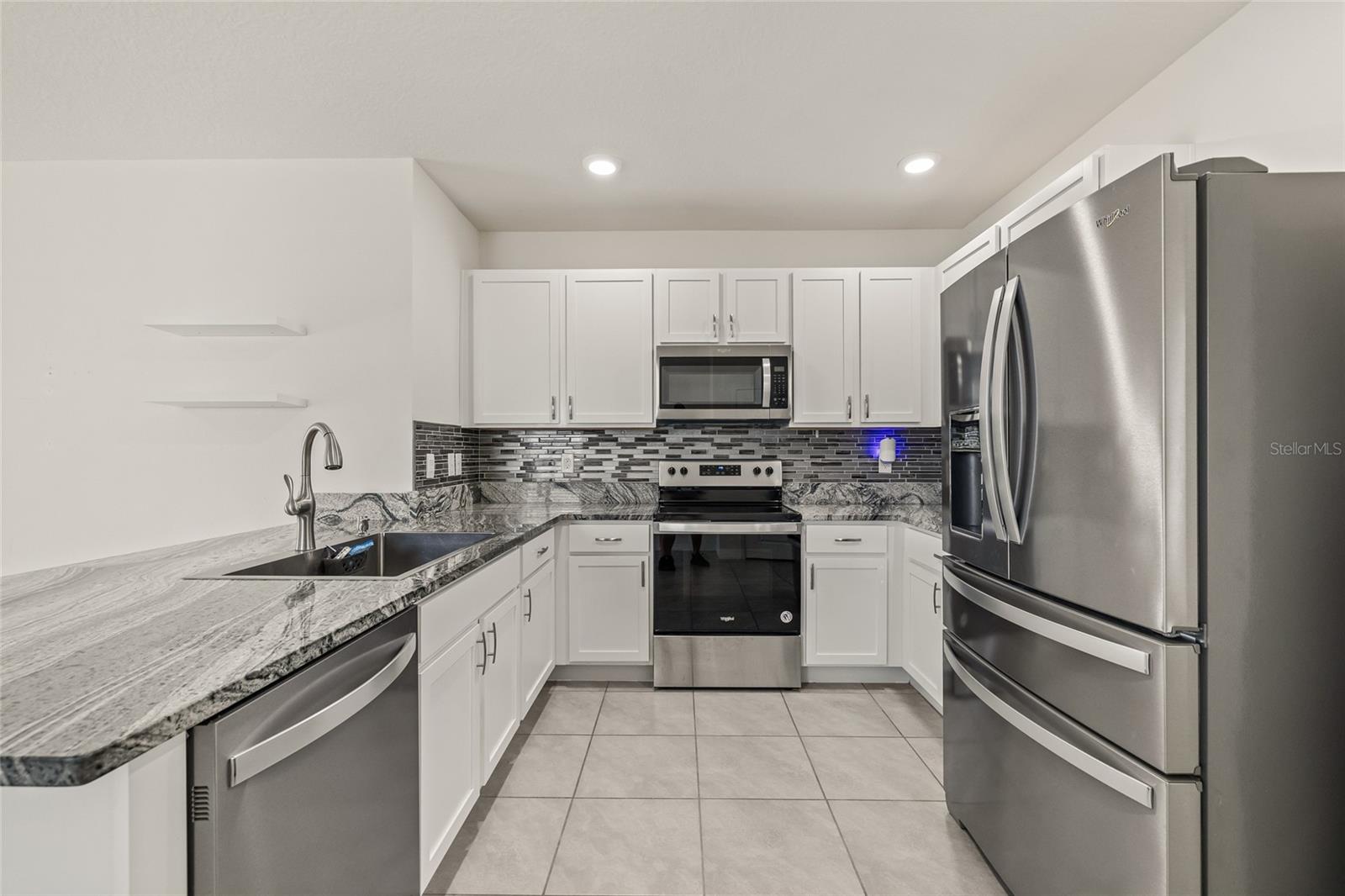 31276 PENNY SURF LOOP, WESLEY CHAPEL, FL — photo 10