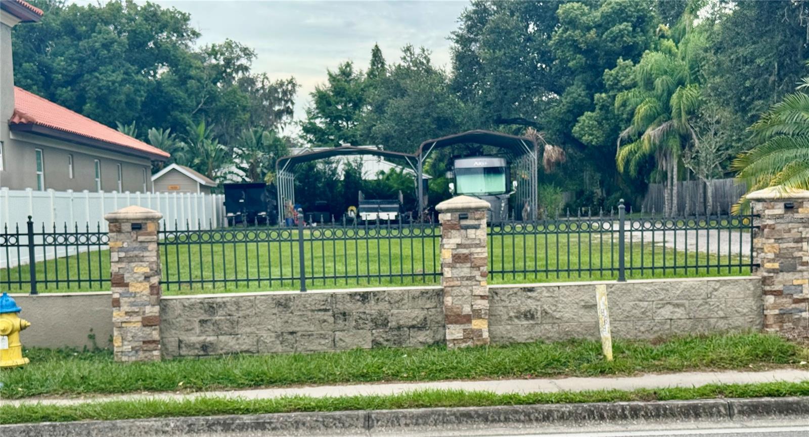 2065 W BEARSS AVE, TAMPA, FL — photo 9