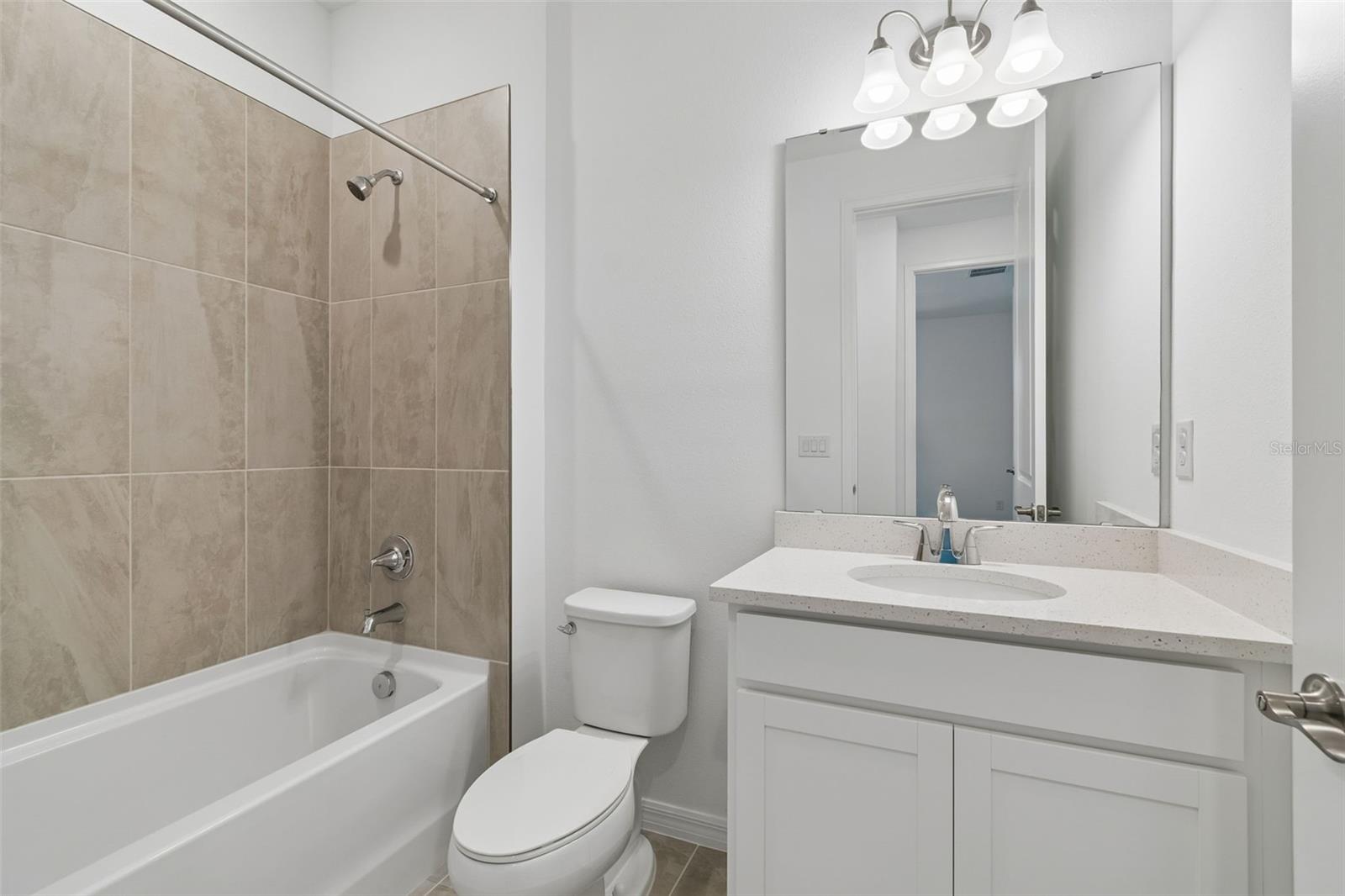 3744 NANDINA CIR, SUN CITY CENTER, FL — photo 9