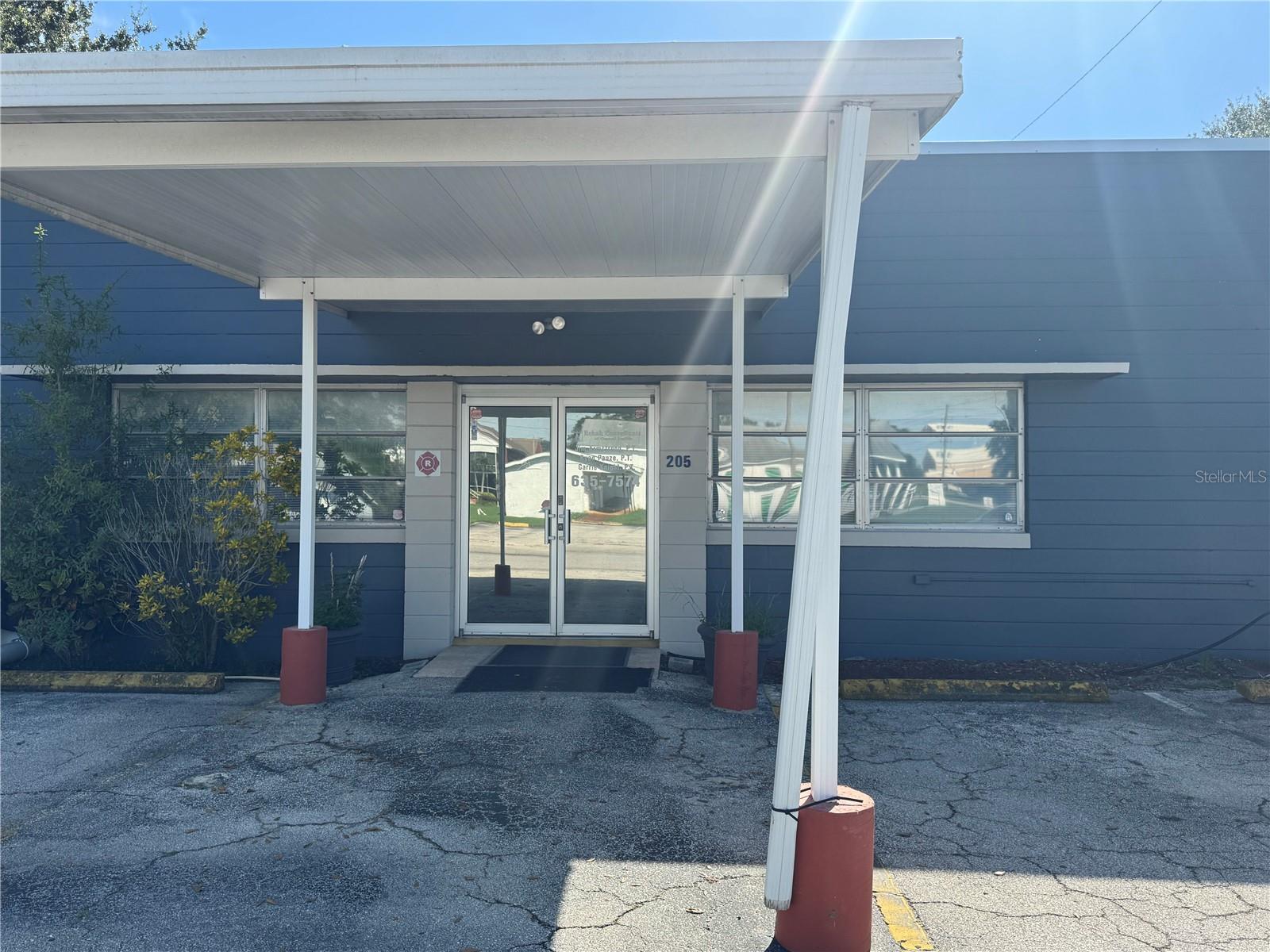 205 N SCENIC HWY, FROSTPROOF, FL — photo 2