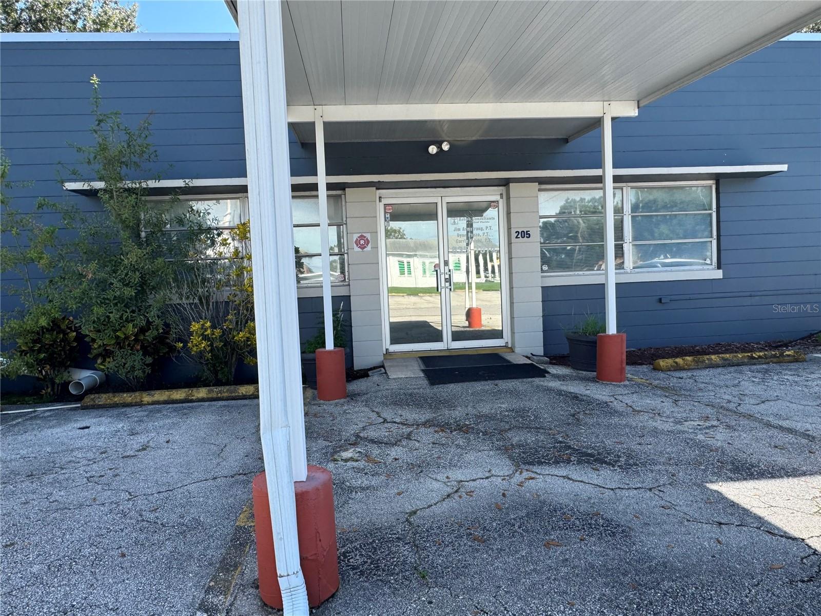 205 N SCENIC HWY, FROSTPROOF, FL — photo 3