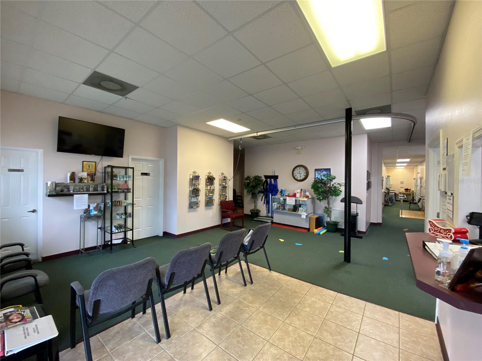 205 N SCENIC HWY, FROSTPROOF, FL — photo 9