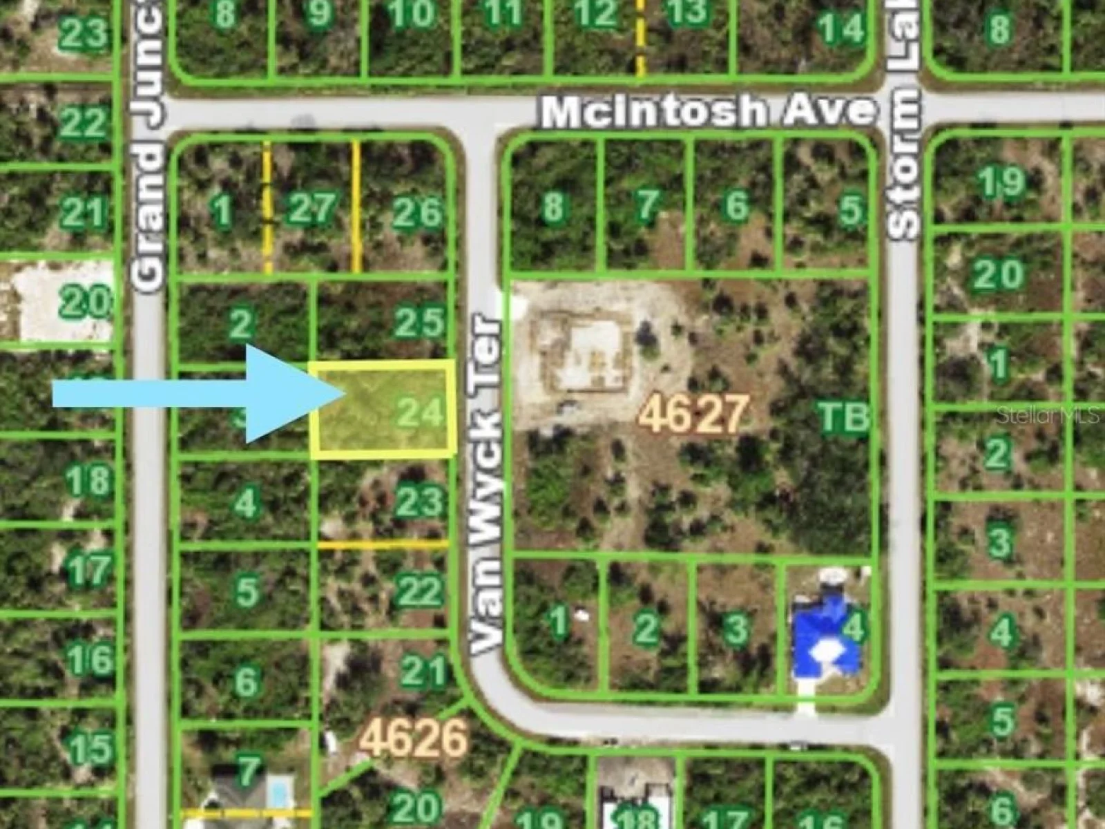 10449 VAN WYCK TER, PORT CHARLOTTE, FL — photo 2