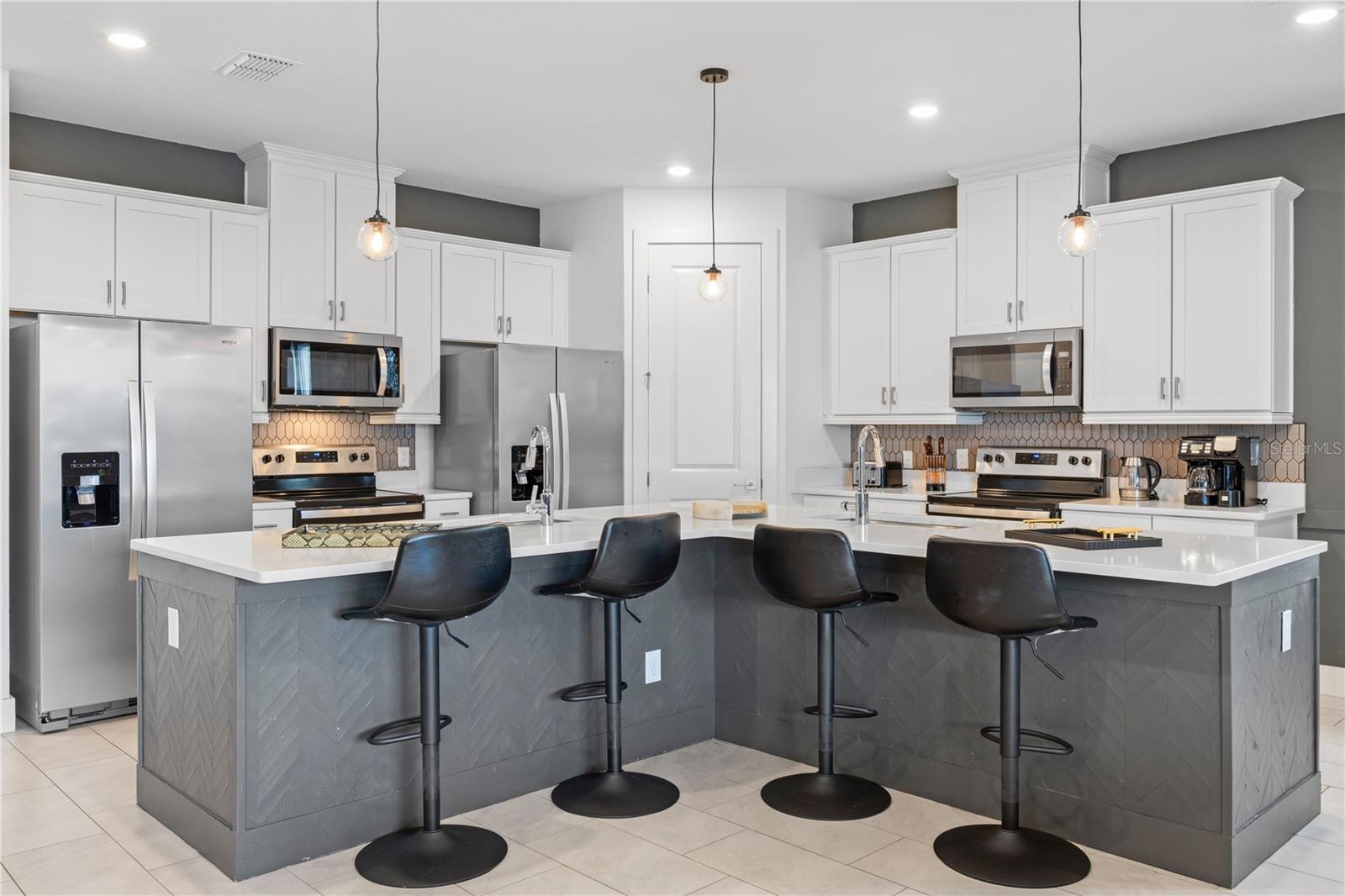 977 DESERT MOUNTAIN CT, REUNION, FL — photo 14