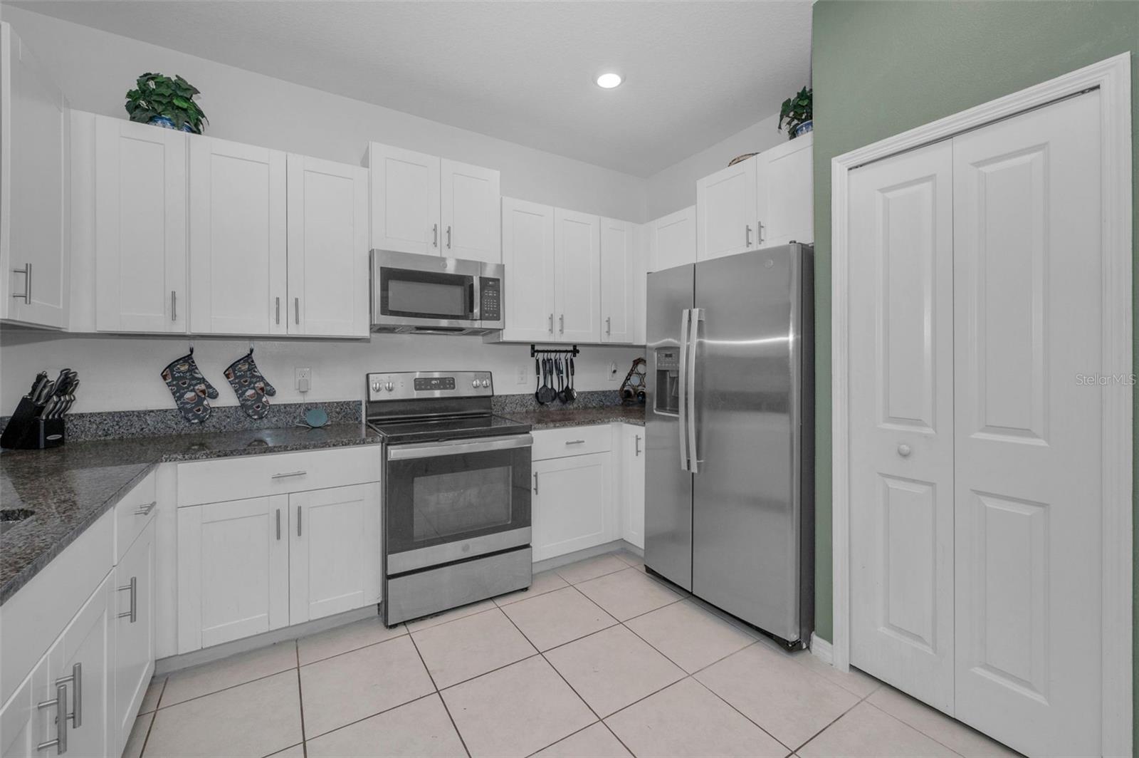 2627 CHARLAN CT, HOLIDAY, FL — photo 32