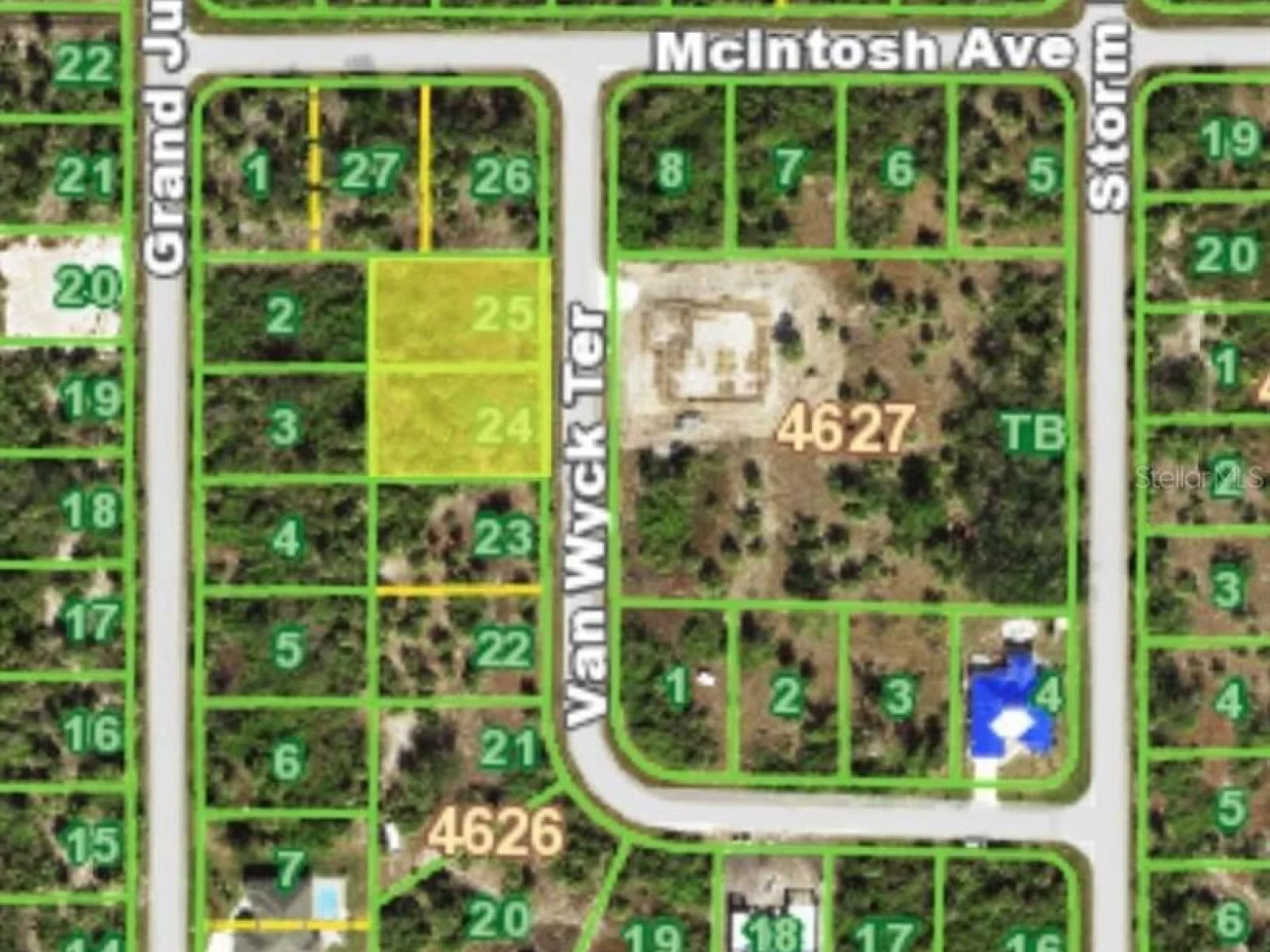 10441 VAN WYCK TER, PORT CHARLOTTE, FL — photo 1