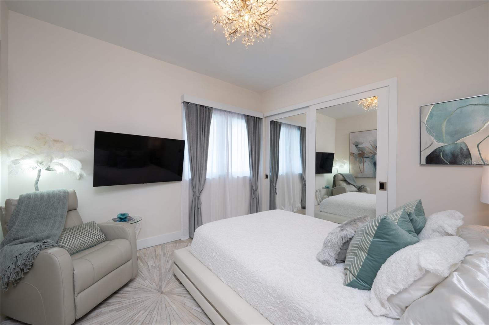 1155 N GULFSTREAM AVE #1607, SARASOTA, FL — photo 52