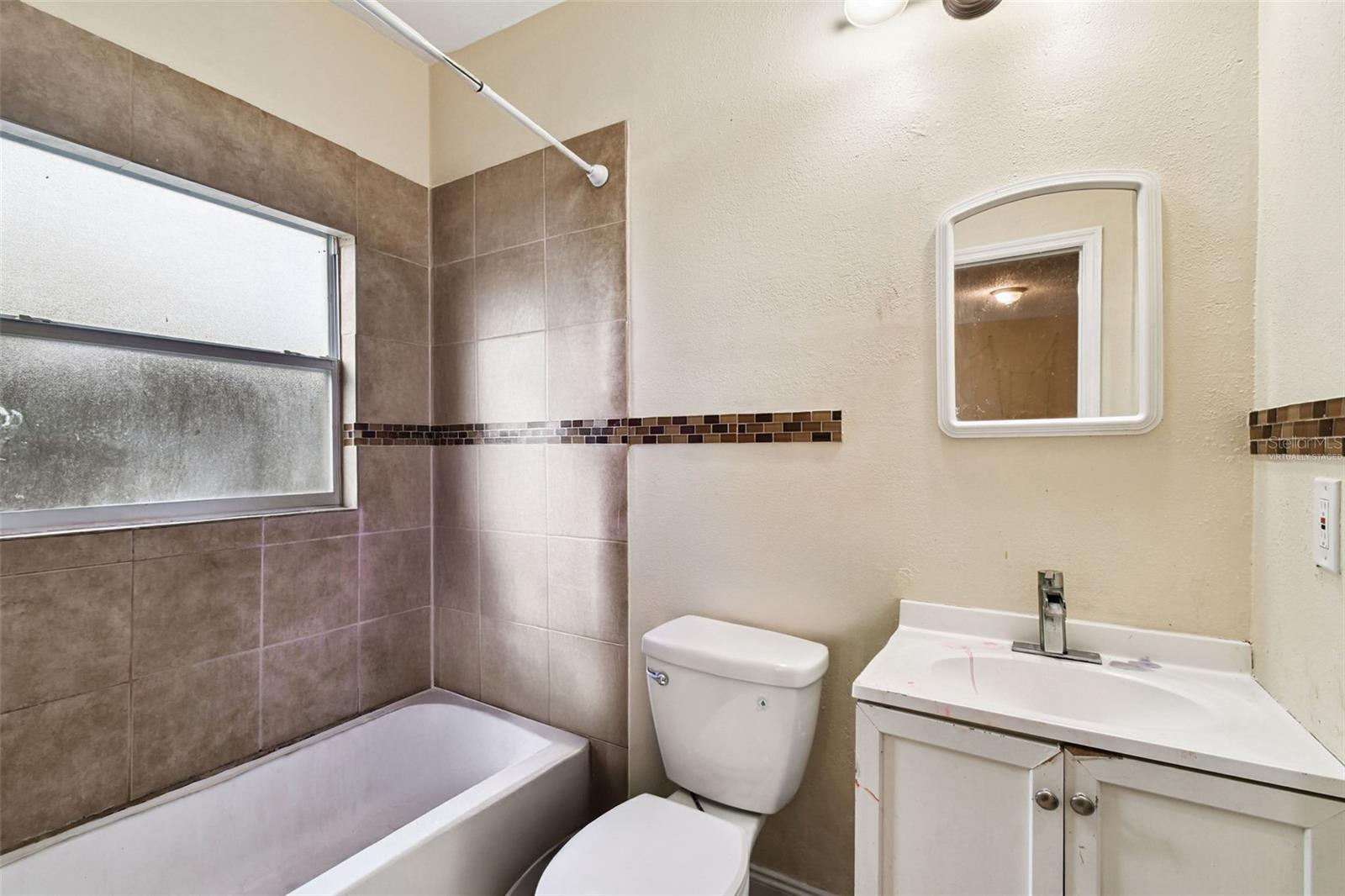 3417 E LAKE AVE, TAMPA, FL — photo 7