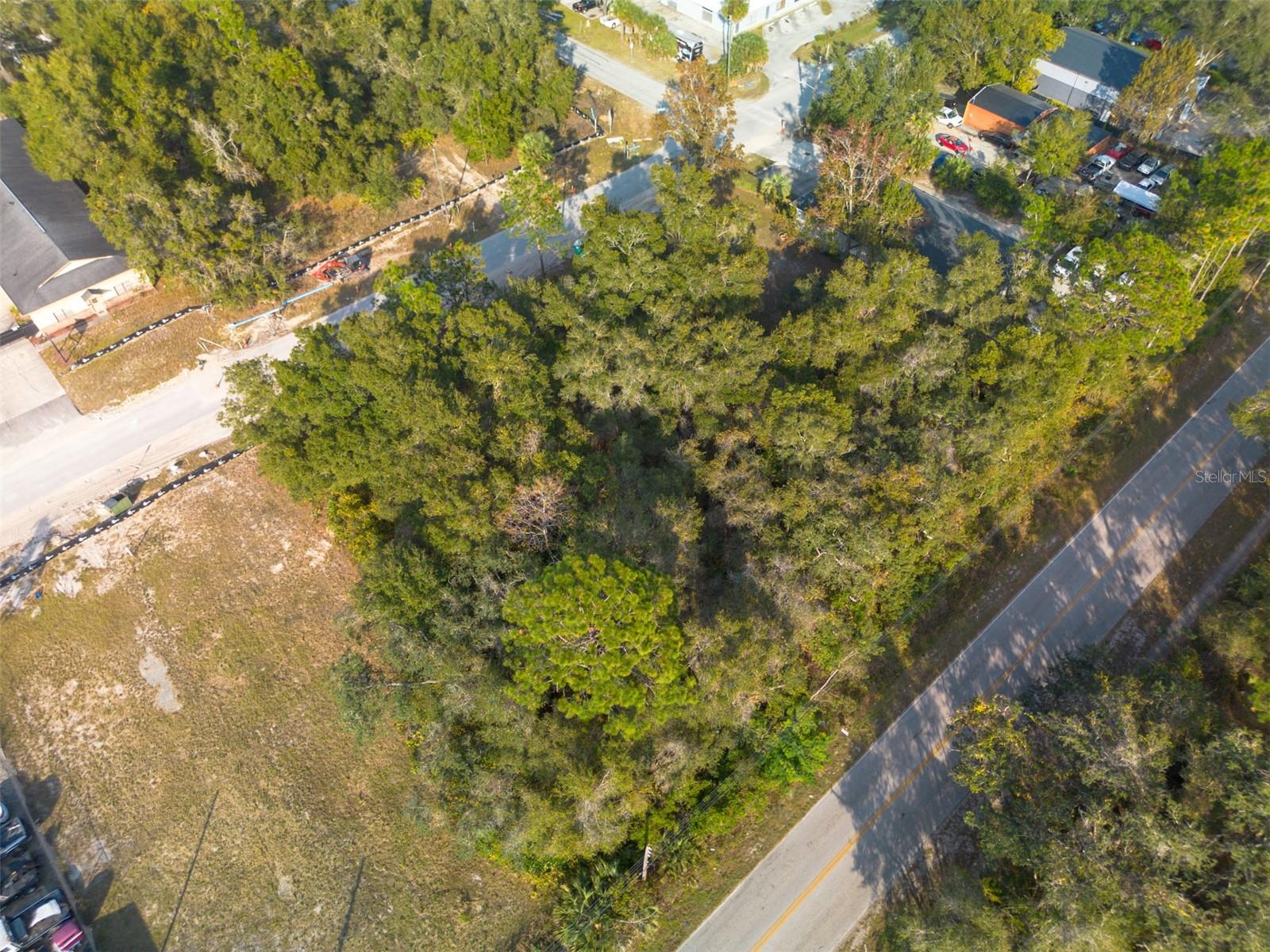 290 S INDUSTRIAL DR, ORANGE CITY, FL — photo 2