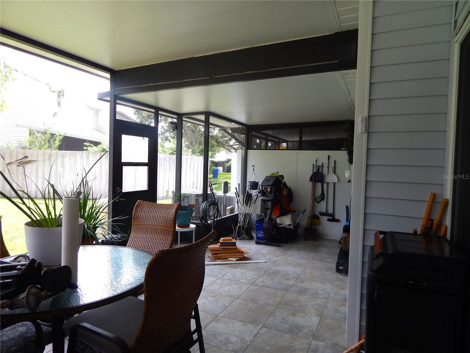 16221 RAMBLING VINE DR W, TAMPA, FL — photo 46