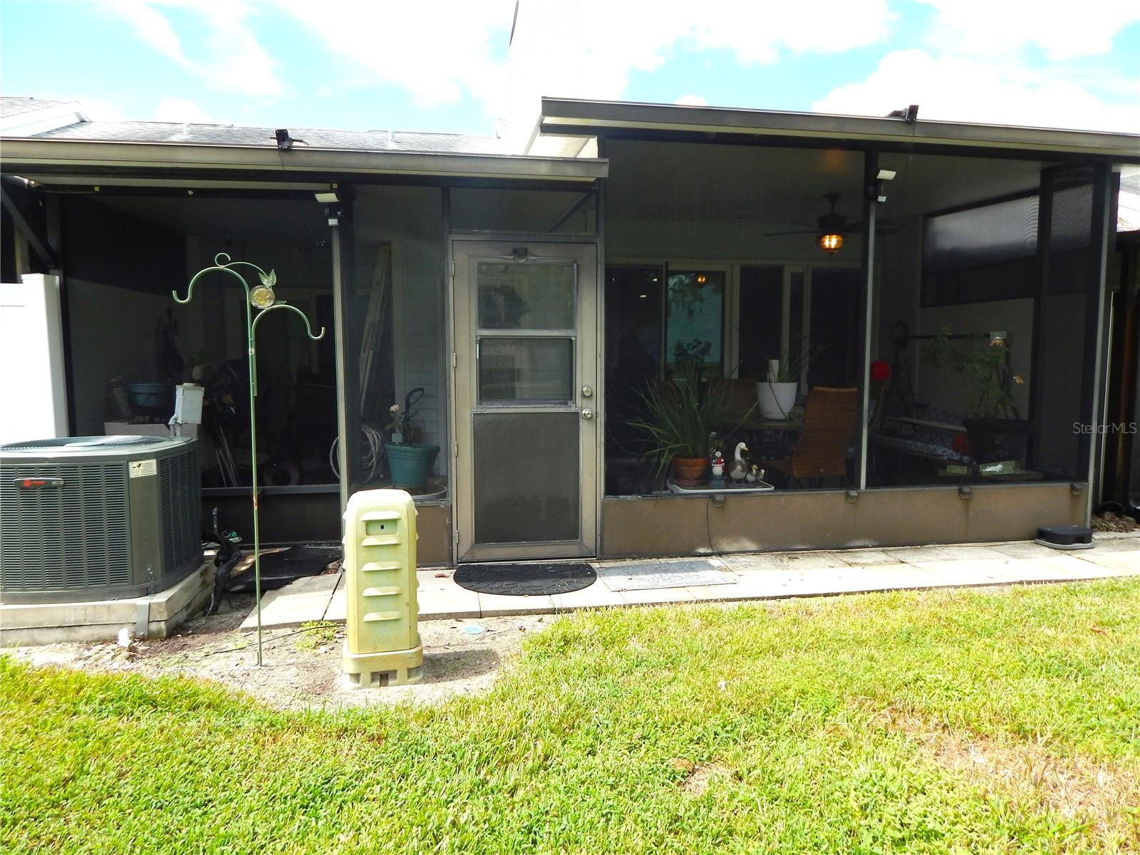 16221 RAMBLING VINE DR W, TAMPA, FL — photo 47