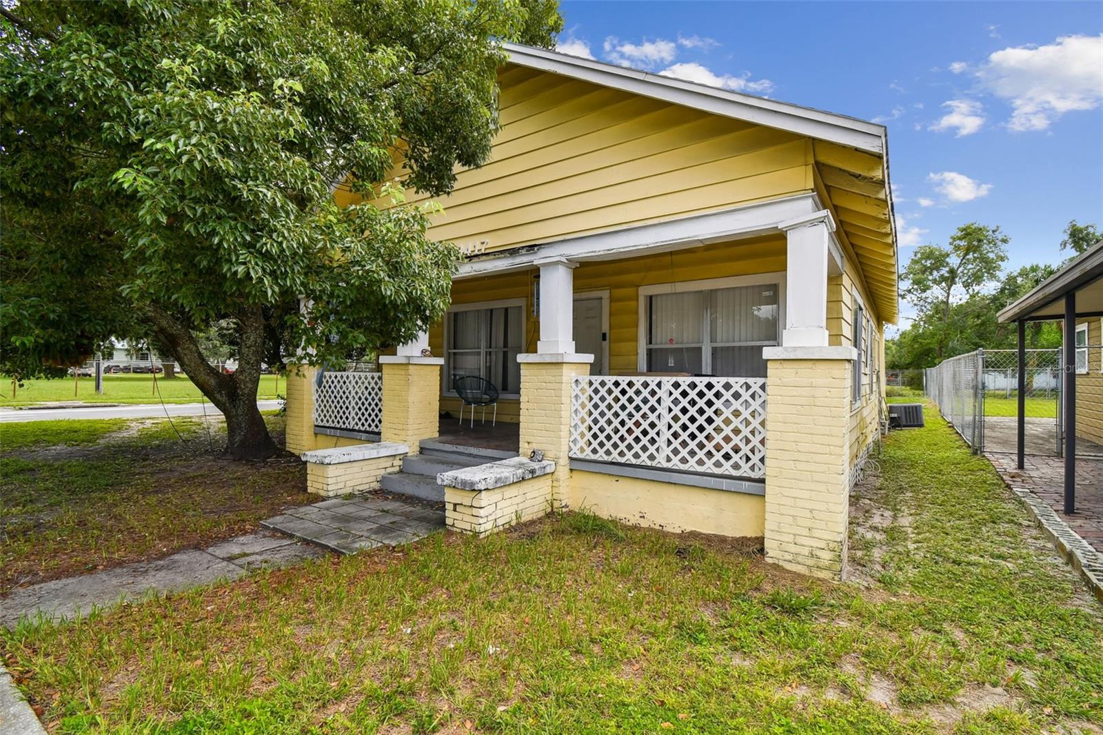3417 E LAKE AVE, TAMPA, FL