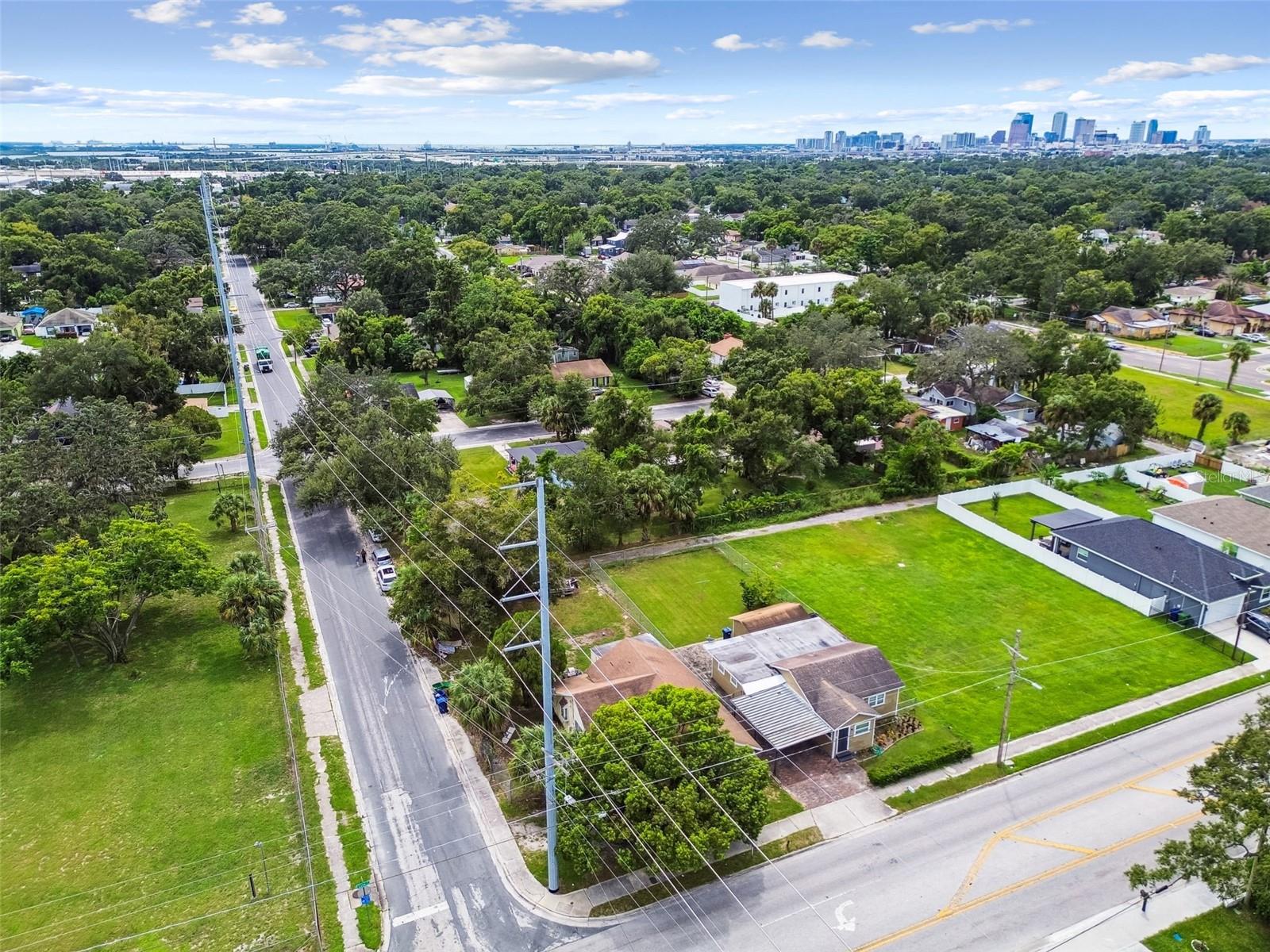3417 E LAKE AVE, TAMPA, FL — photo 21