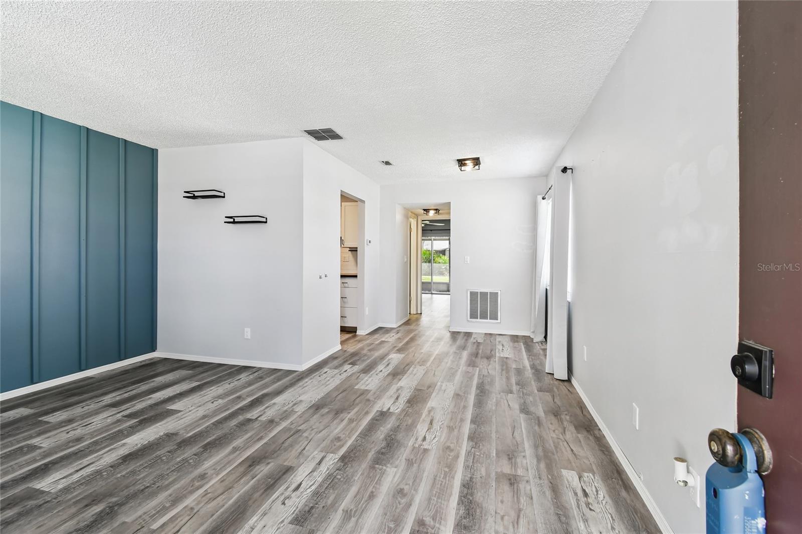 2480 ENTERPRISE RD #6, CLEARWATER, FL — photo 4
