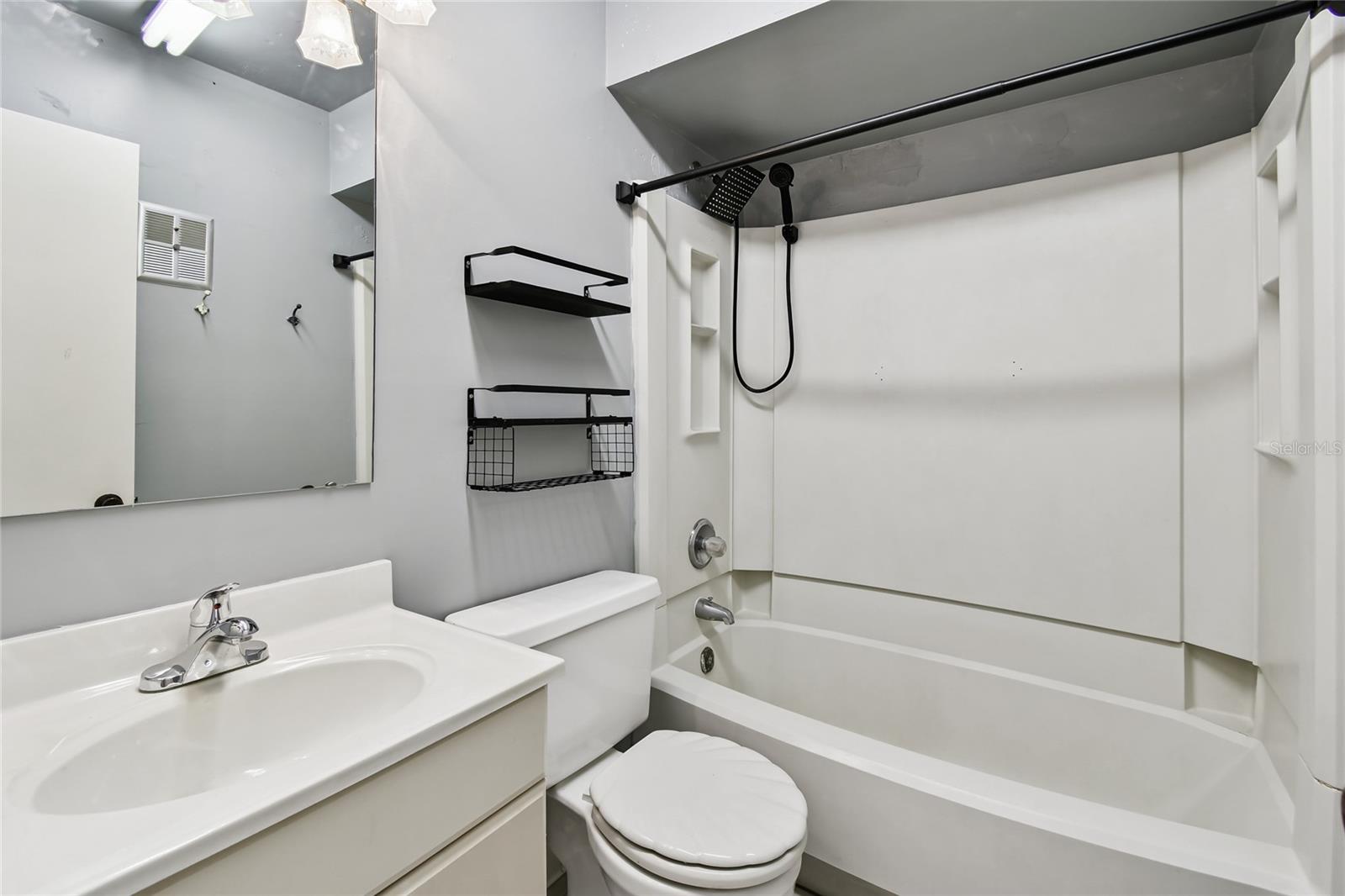 2480 ENTERPRISE RD #6, CLEARWATER, FL — photo 13