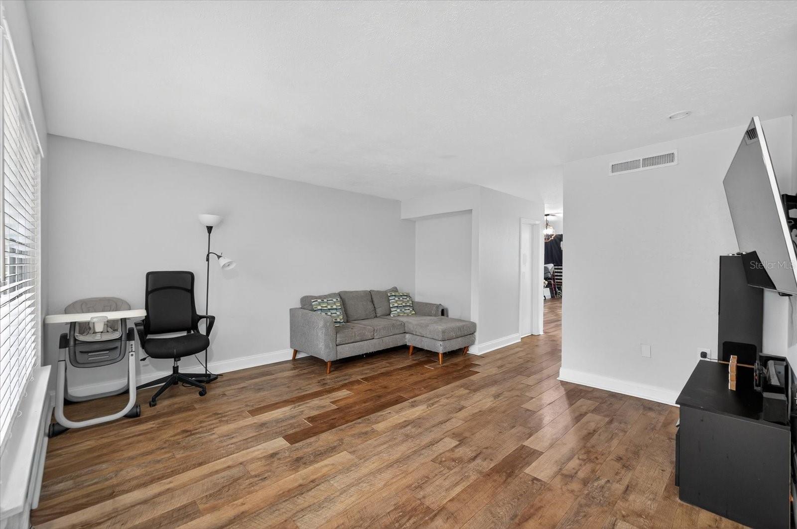 6343 23RD ST N, ST PETERSBURG, FL — photo 7