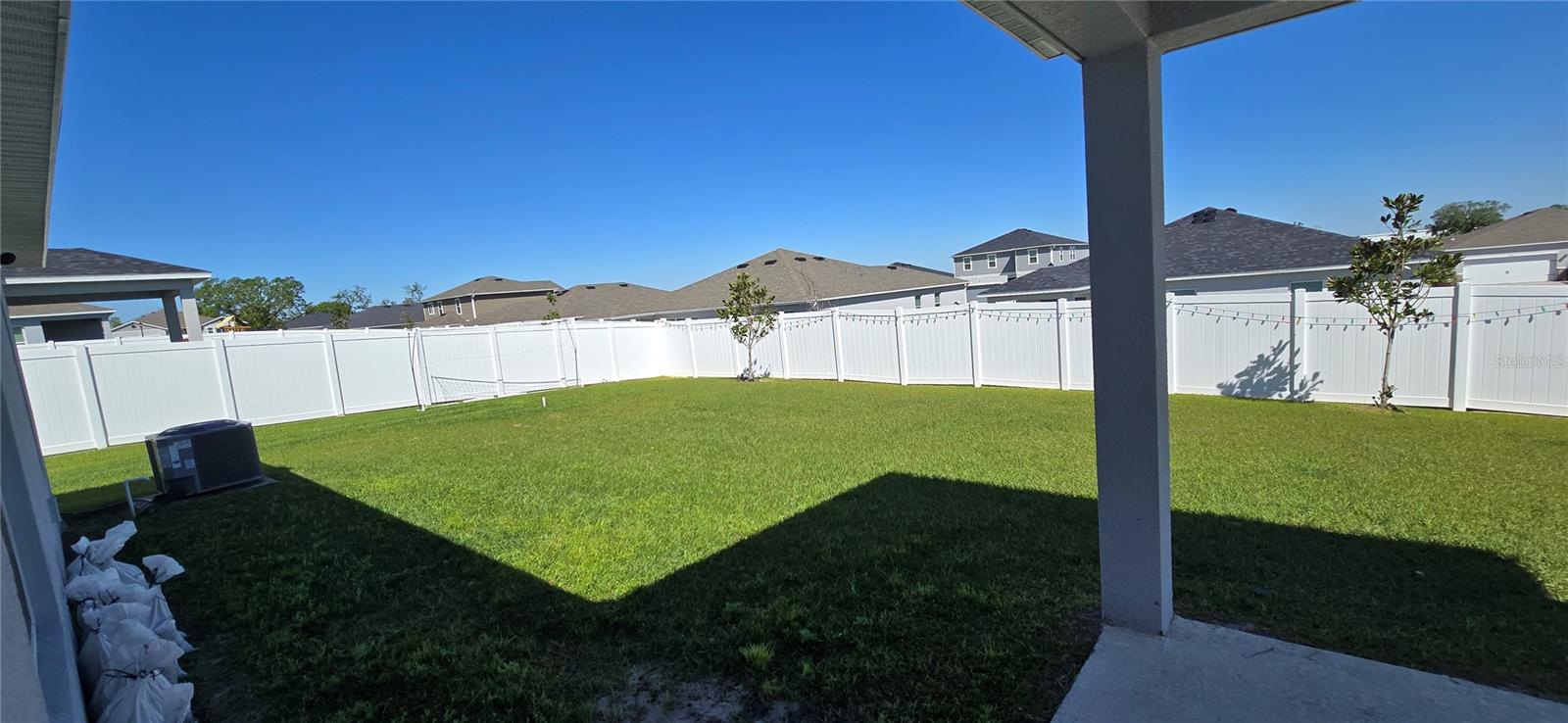 1446 GERANIUM DR, MASCOTTE, FL — photo 35