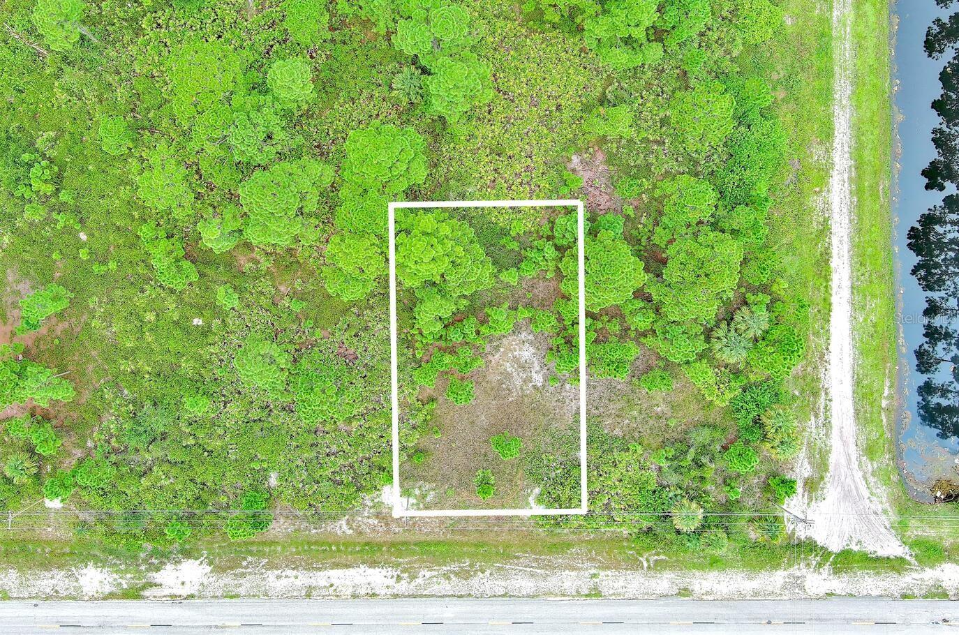 702 EISENHOWER BLVD, LEHIGH ACRES, FL — photo 35
