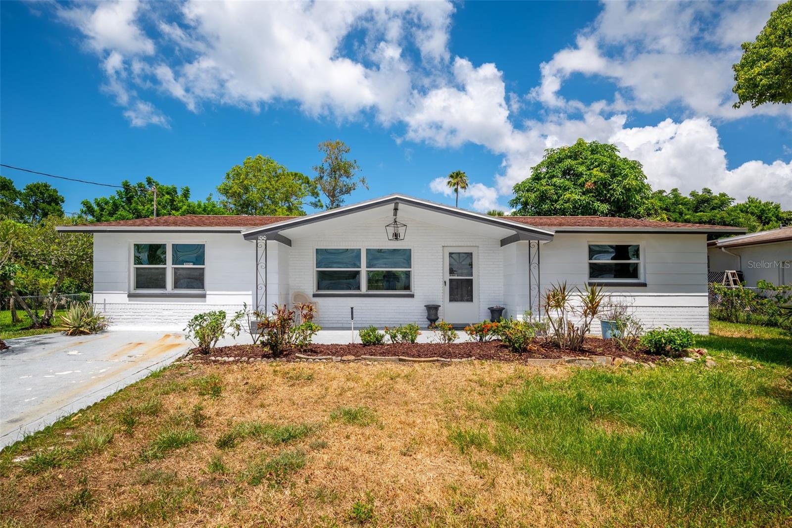 1010 GULF RD, TARPON SPRINGS, FL