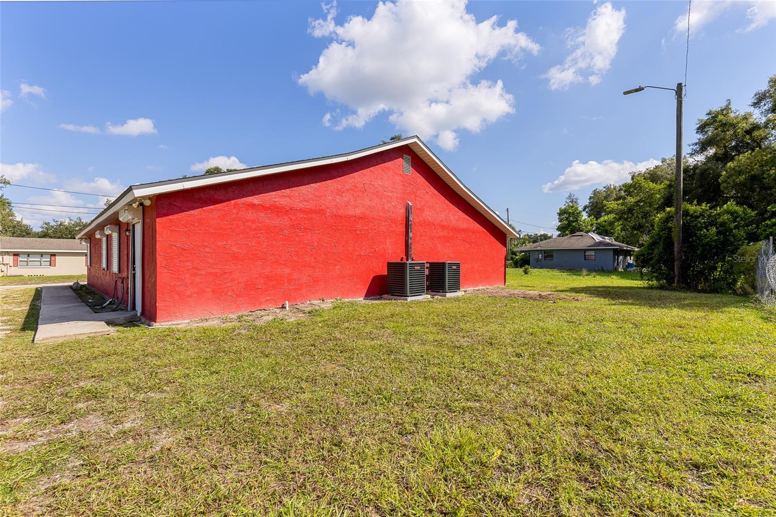 918 S ADELLE AVE, DELAND, FL — photo 2
