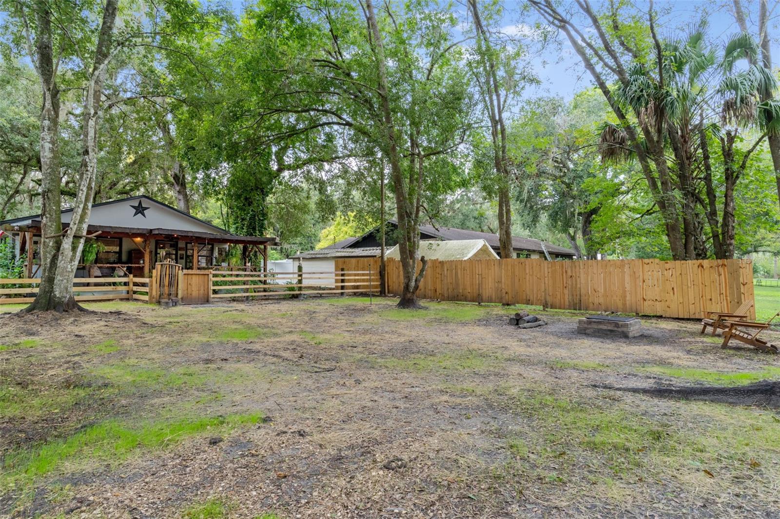 353 N ROBIN HOOD RD, INVERNESS, FL — photo 41