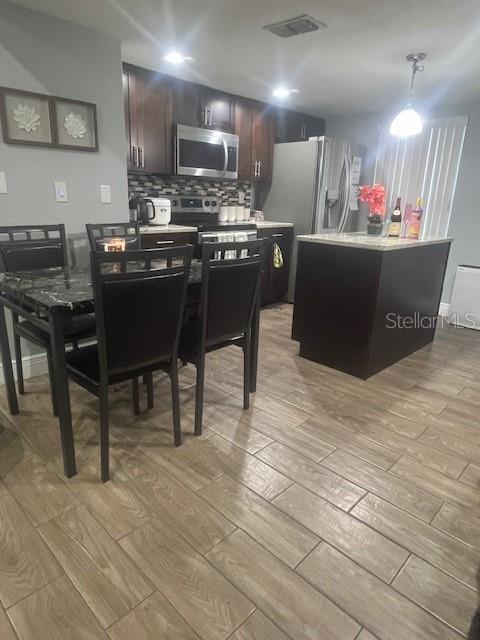 4016 LAKE BLVD, CLEARWATER, FL — photo 10