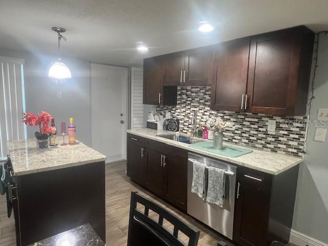 4016 LAKE BLVD, CLEARWATER, FL — photo 11