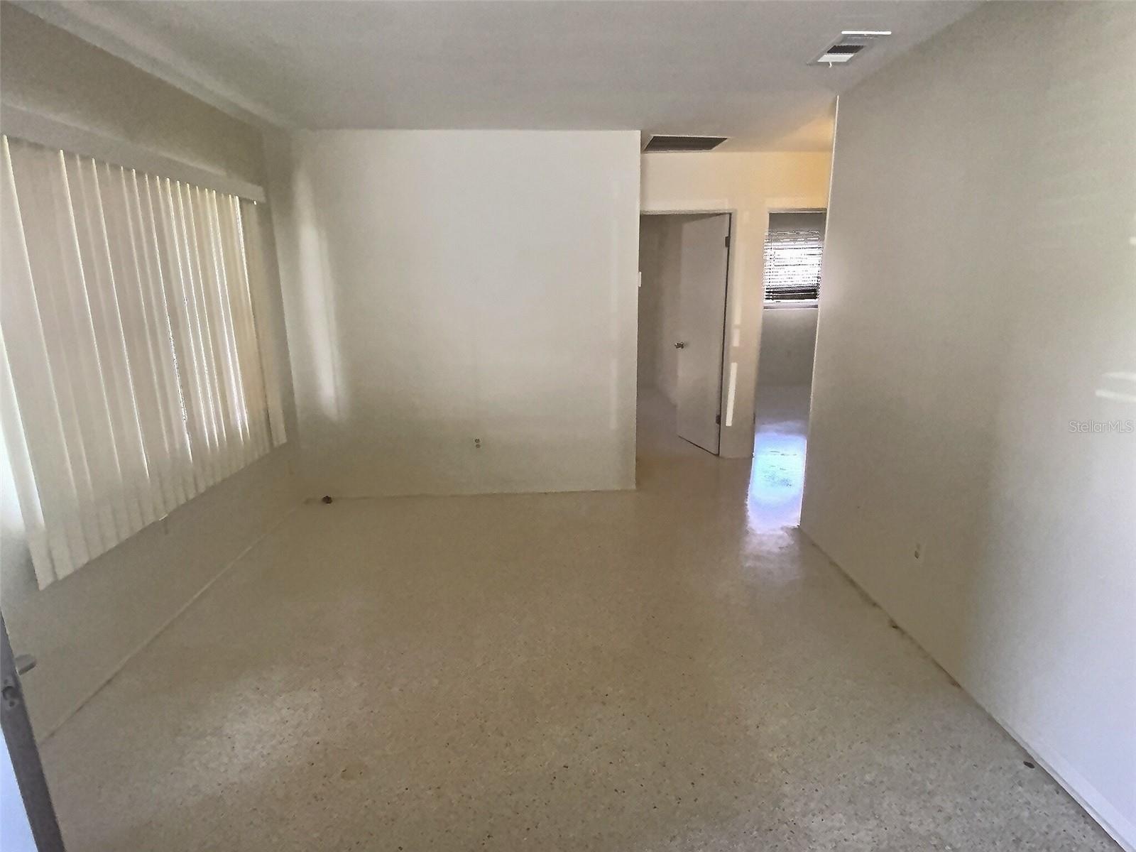 1334 SUNSET DR, SEBRING, FL — photo 11