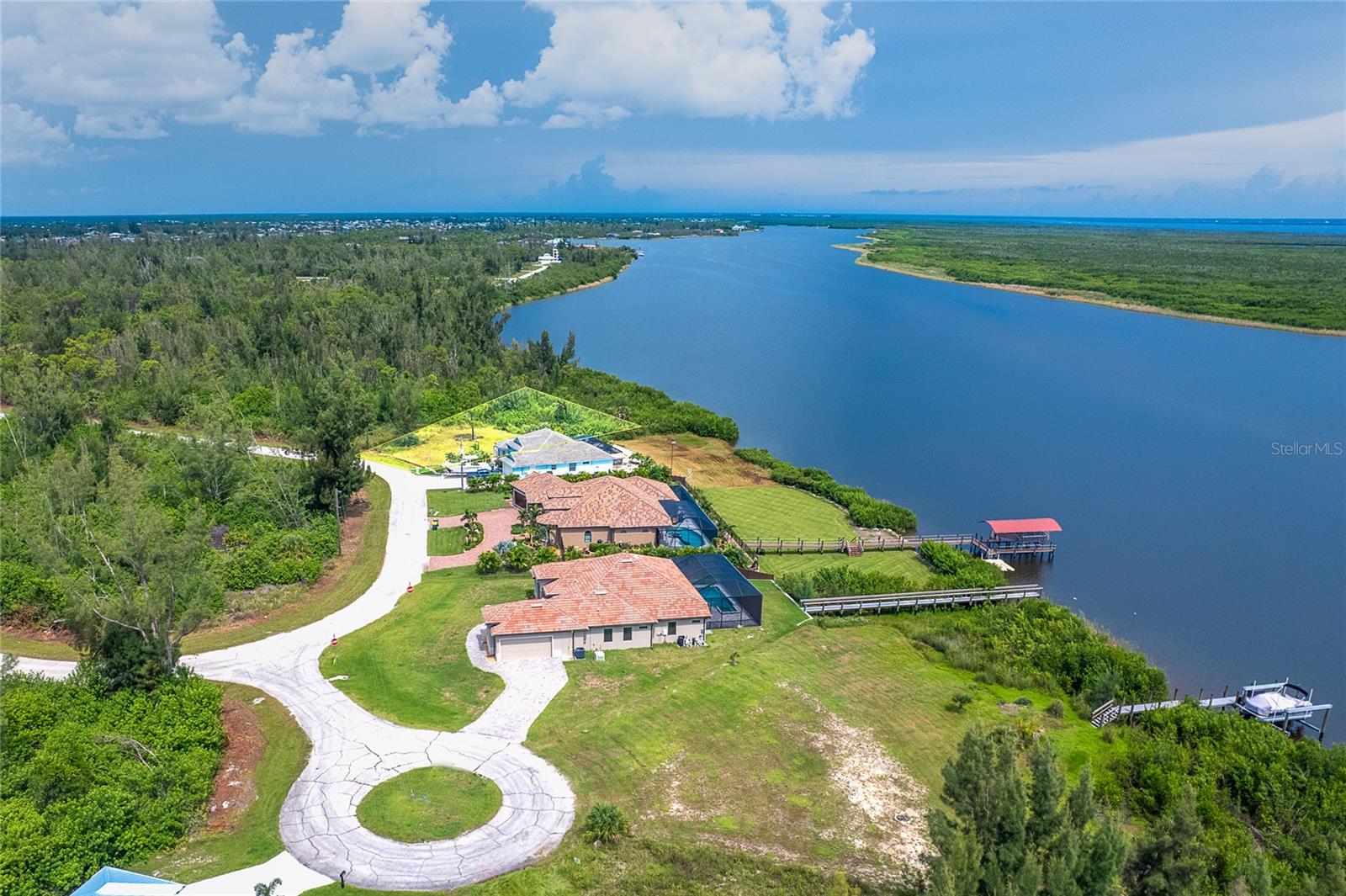 16468 LIGGETT CIR, PORT CHARLOTTE, FL — photo 3