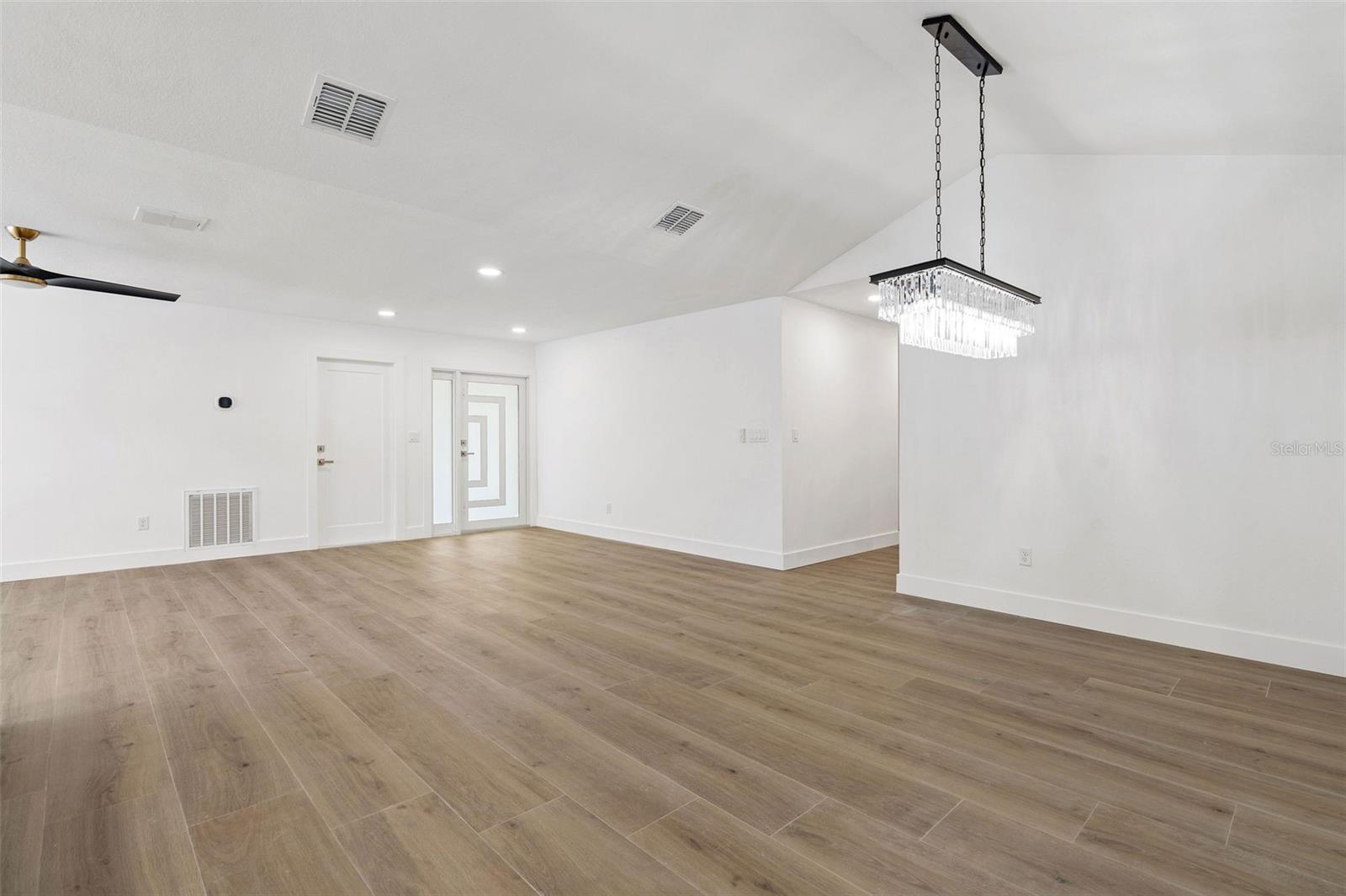 5811 IMPERIAL KY, TAMPA, FL — photo 17