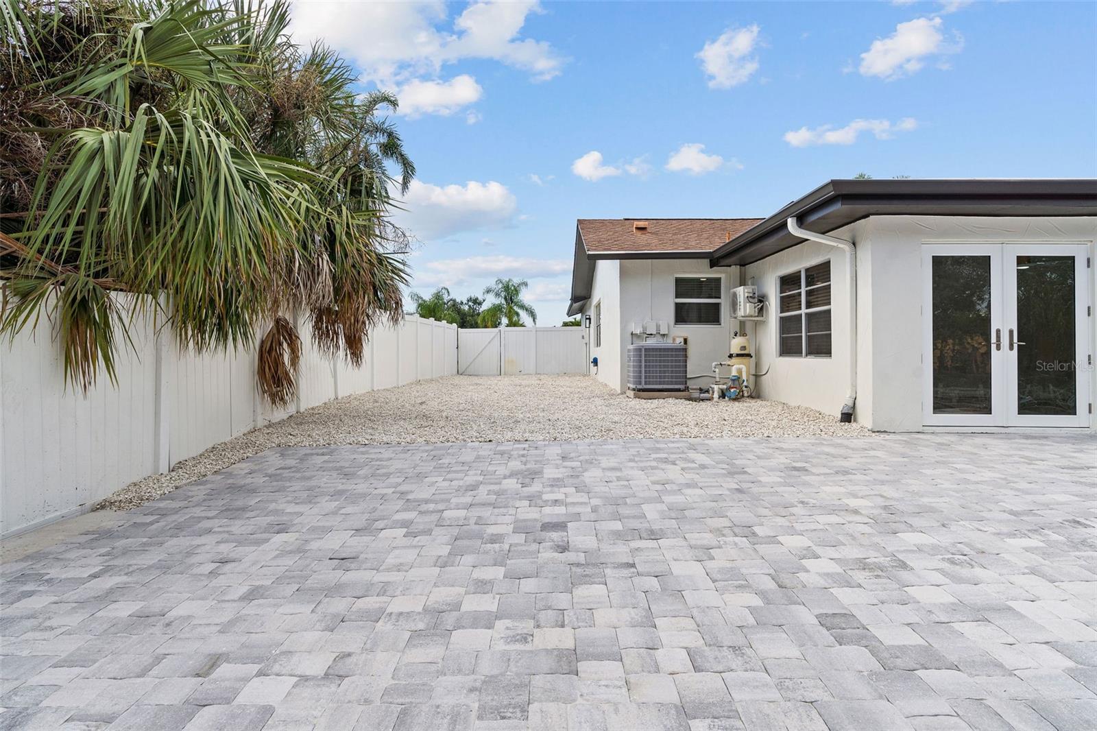 5811 IMPERIAL KY, TAMPA, FL — photo 43